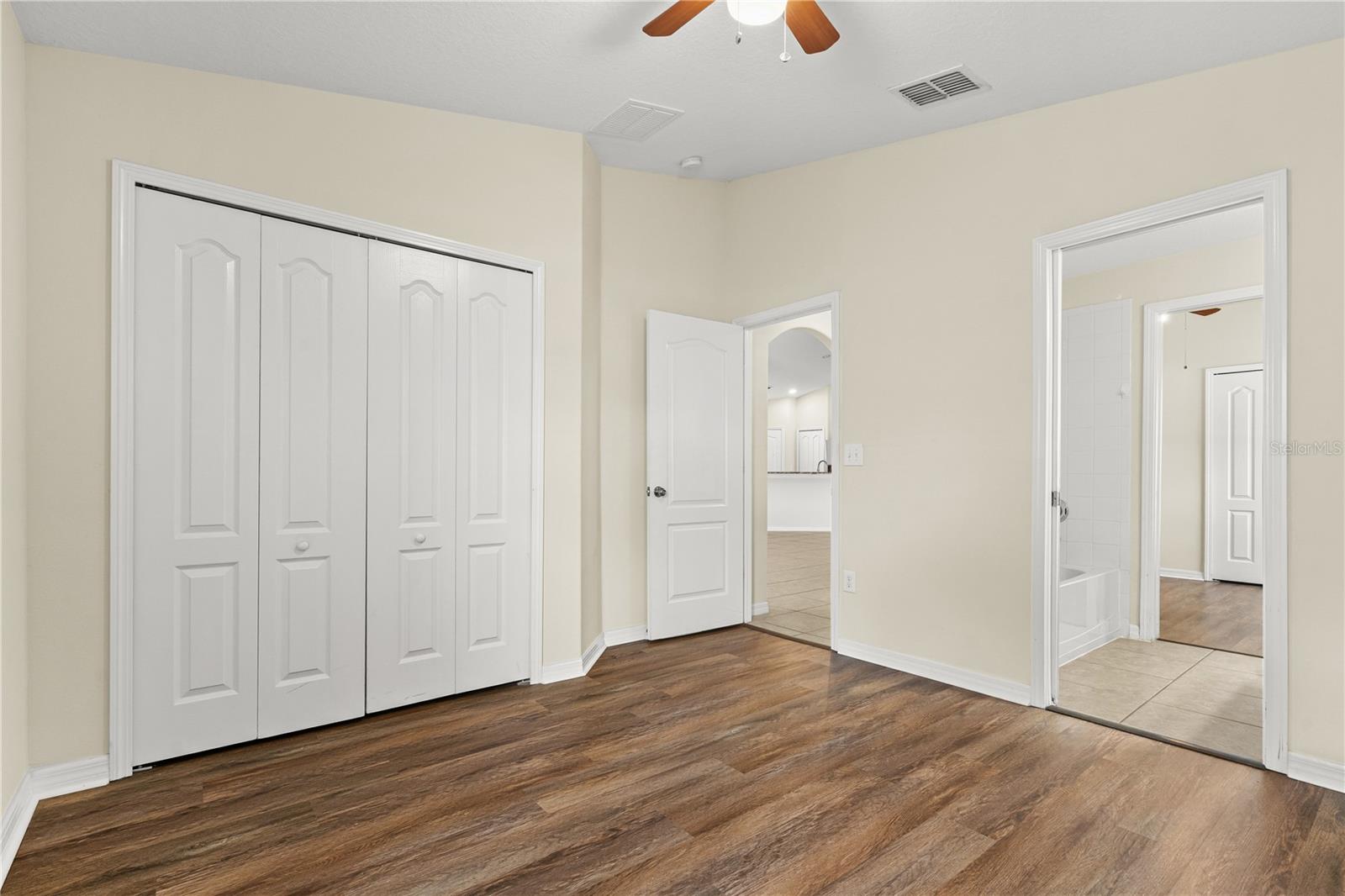 13181 Royal Pines Ave Property Photo 27
