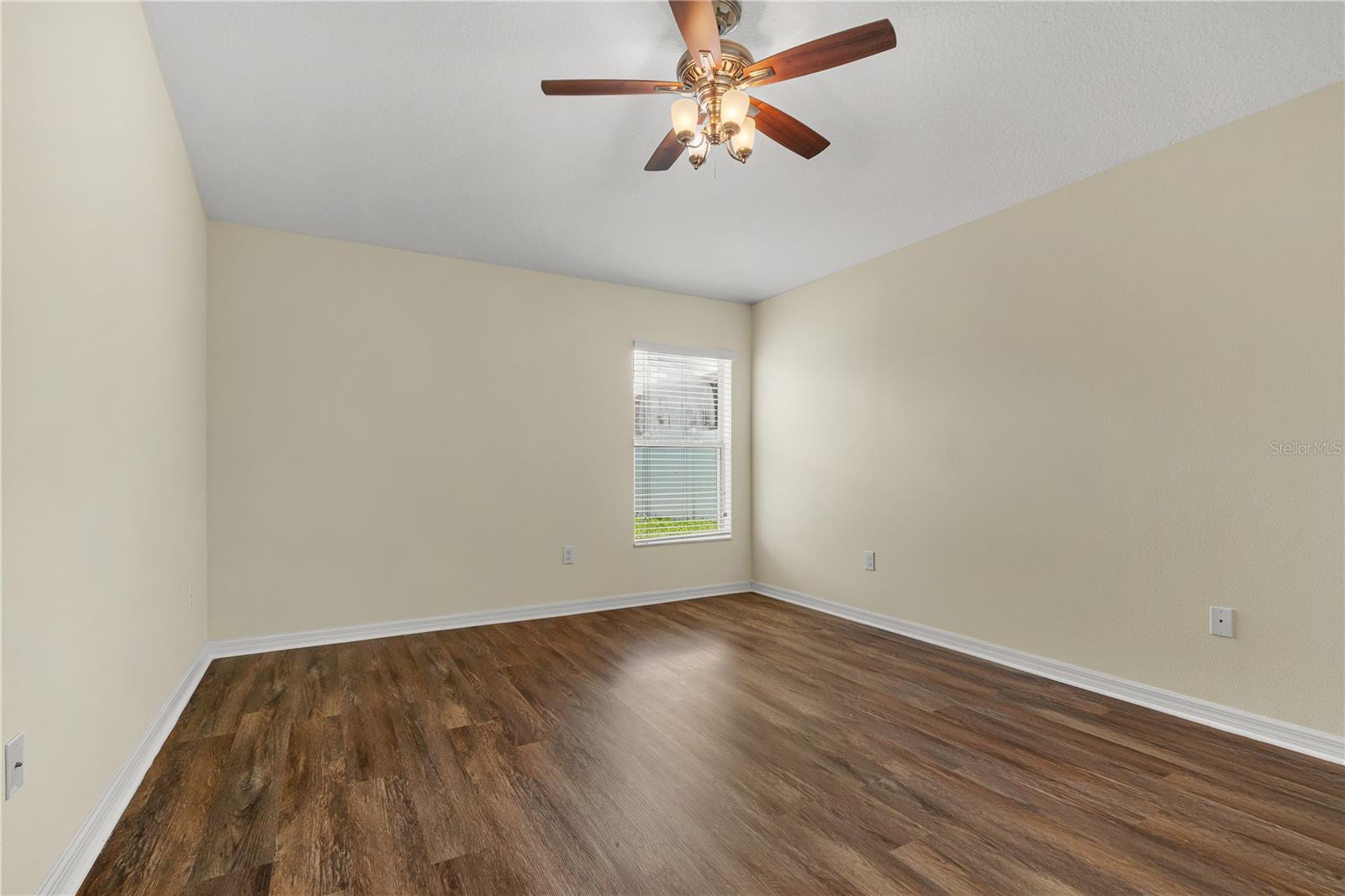 13181 Royal Pines Ave Property Photo 29