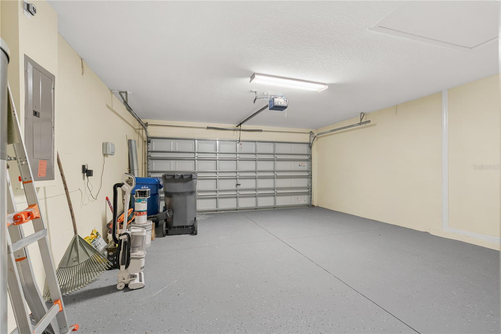 13181 Royal Pines Ave Property Photo 38