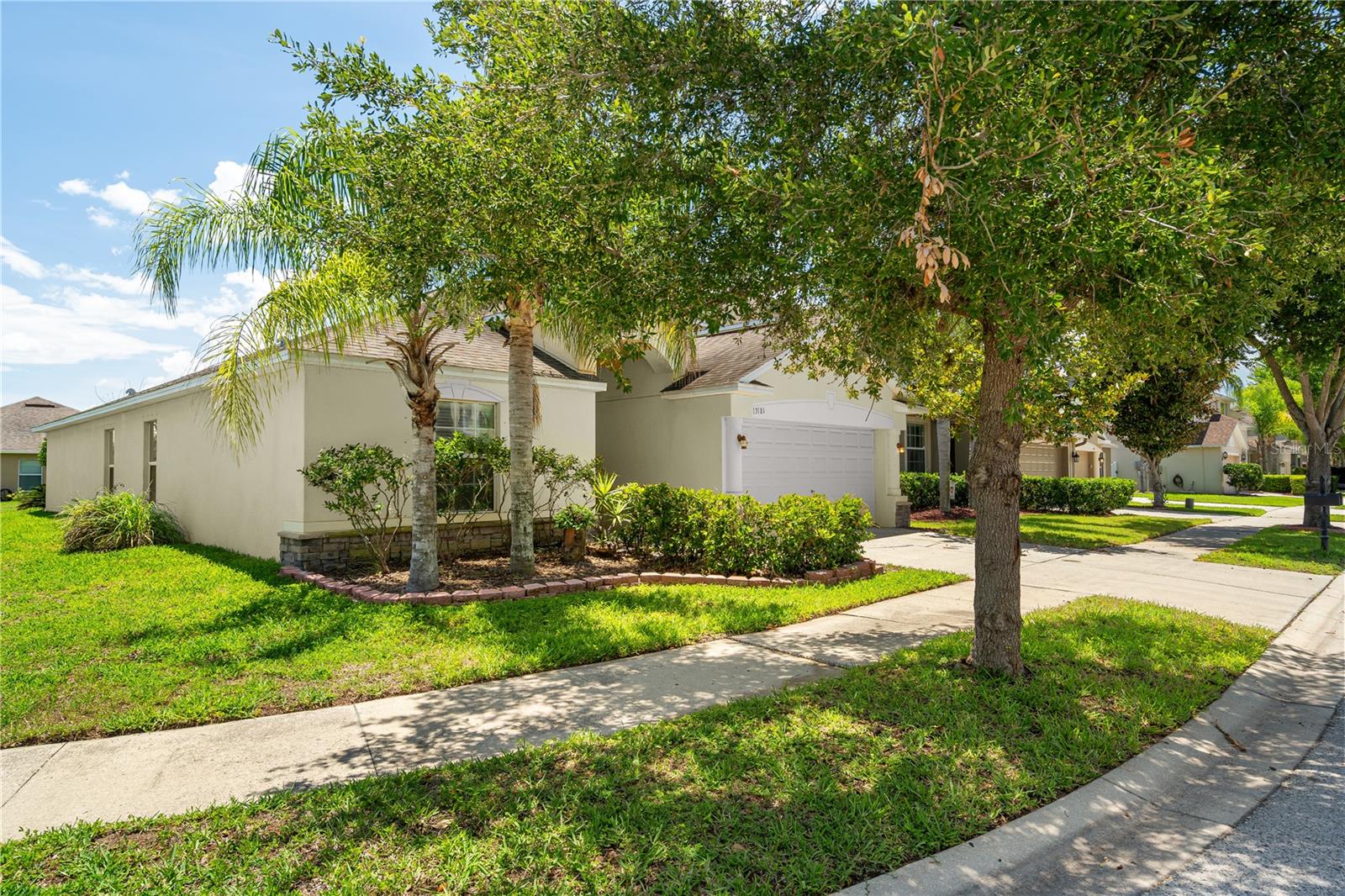 13181 Royal Pines Ave Property Photo 40