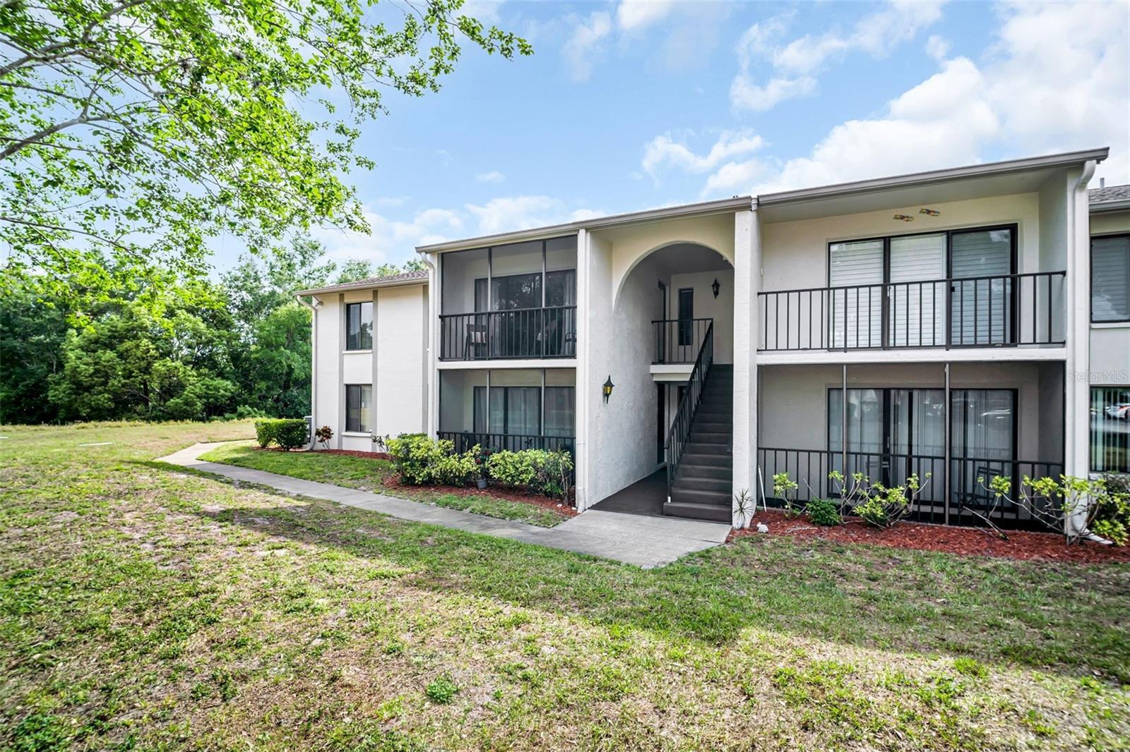 2642 Pine Ridge Way S #g2 Property Photo 1