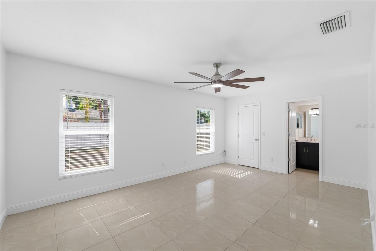 11807 Nicklaus Cir Property Photo 18