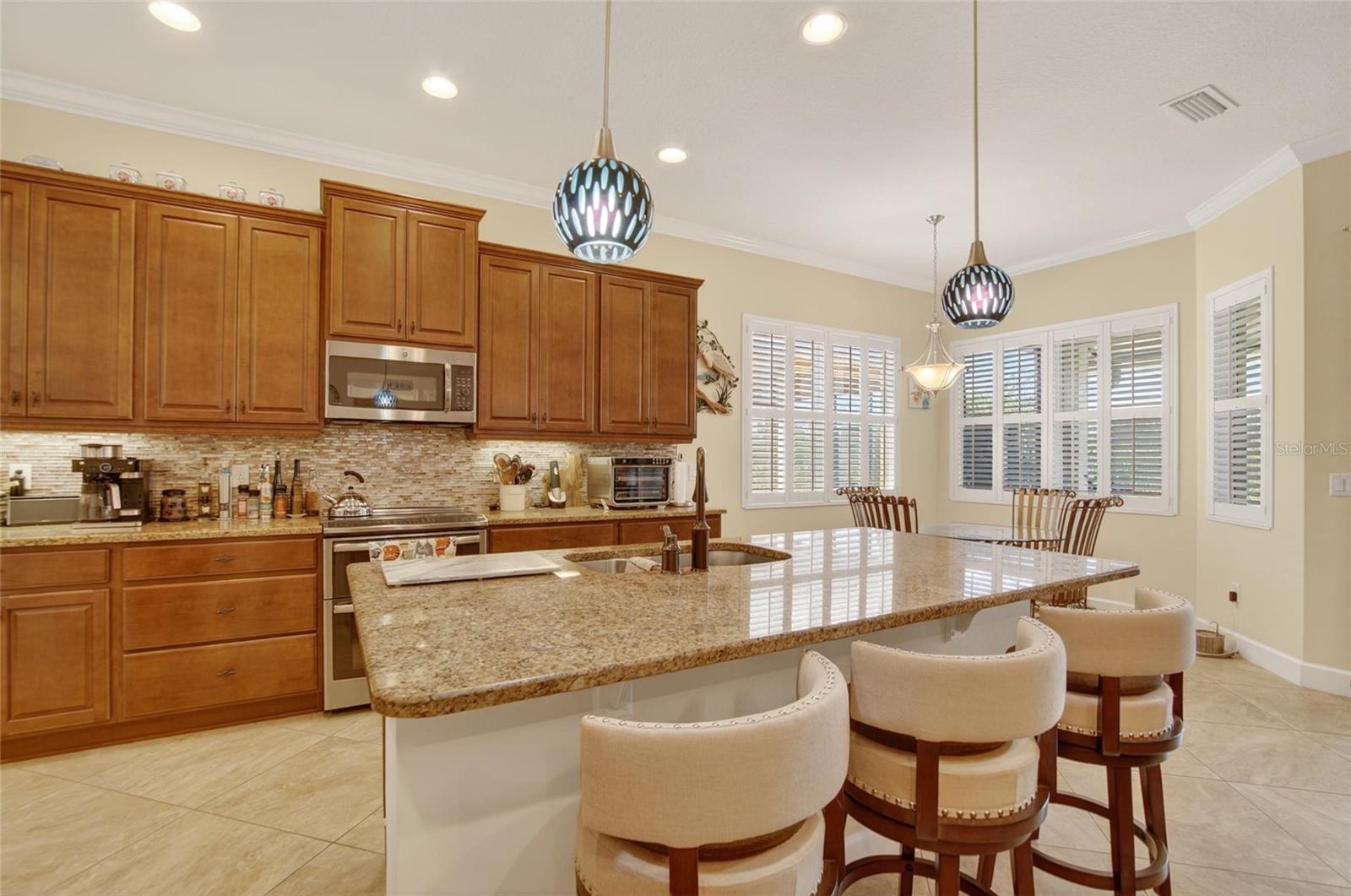 1525 Emerald Dunes Dr Property Photo 16