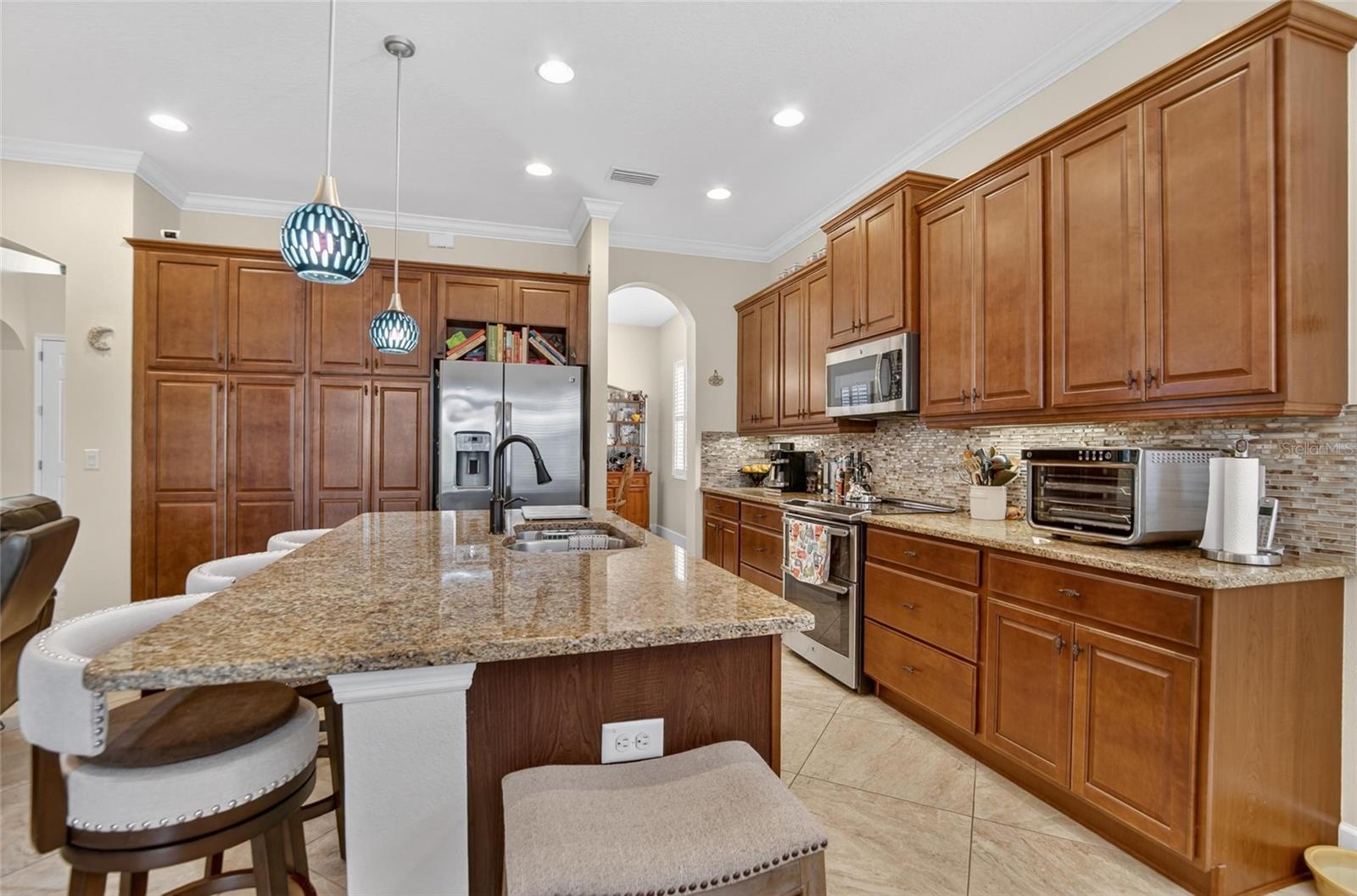 1525 Emerald Dunes Dr Property Photo 19