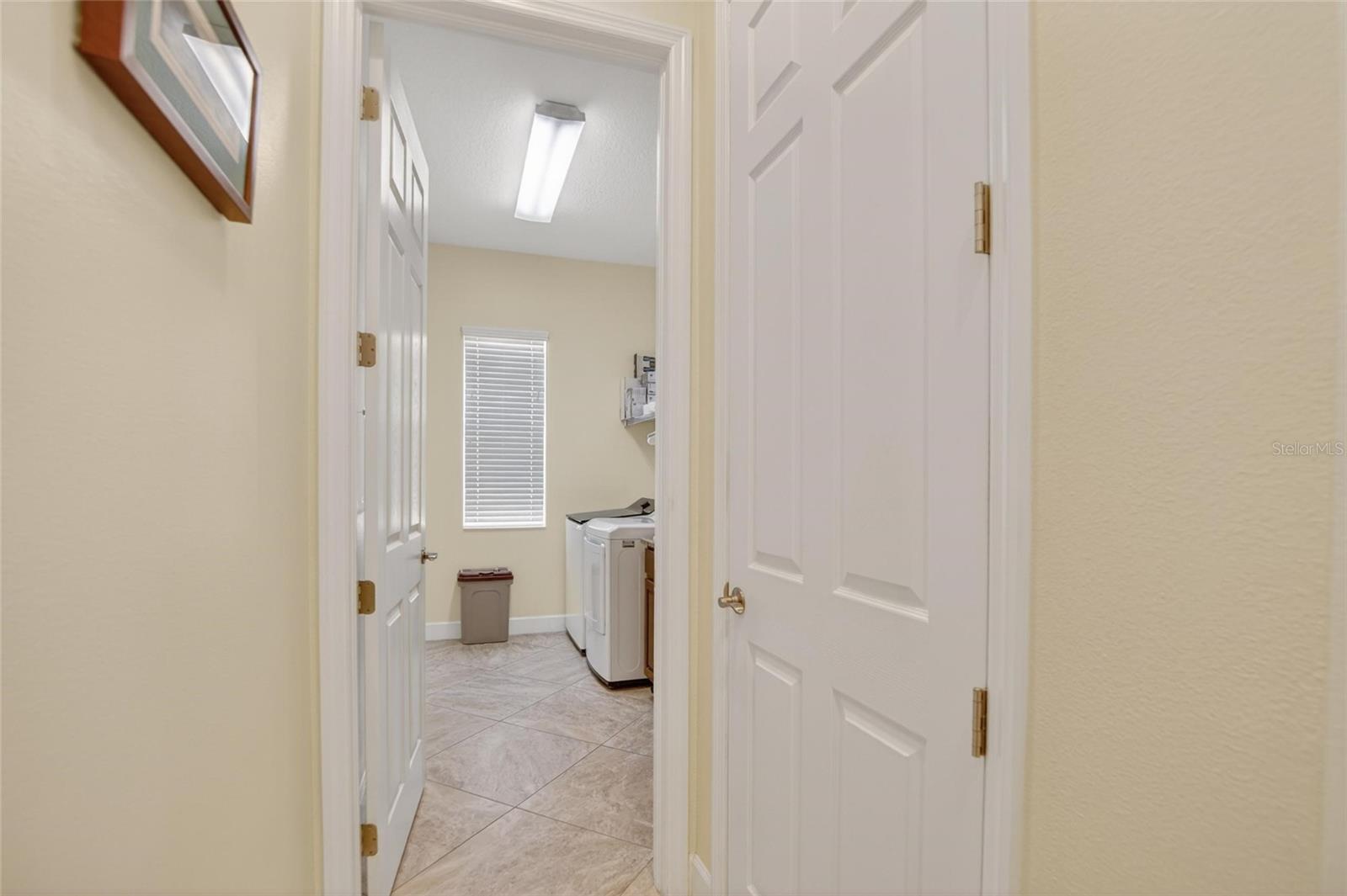 1525 Emerald Dunes Dr Property Photo 37