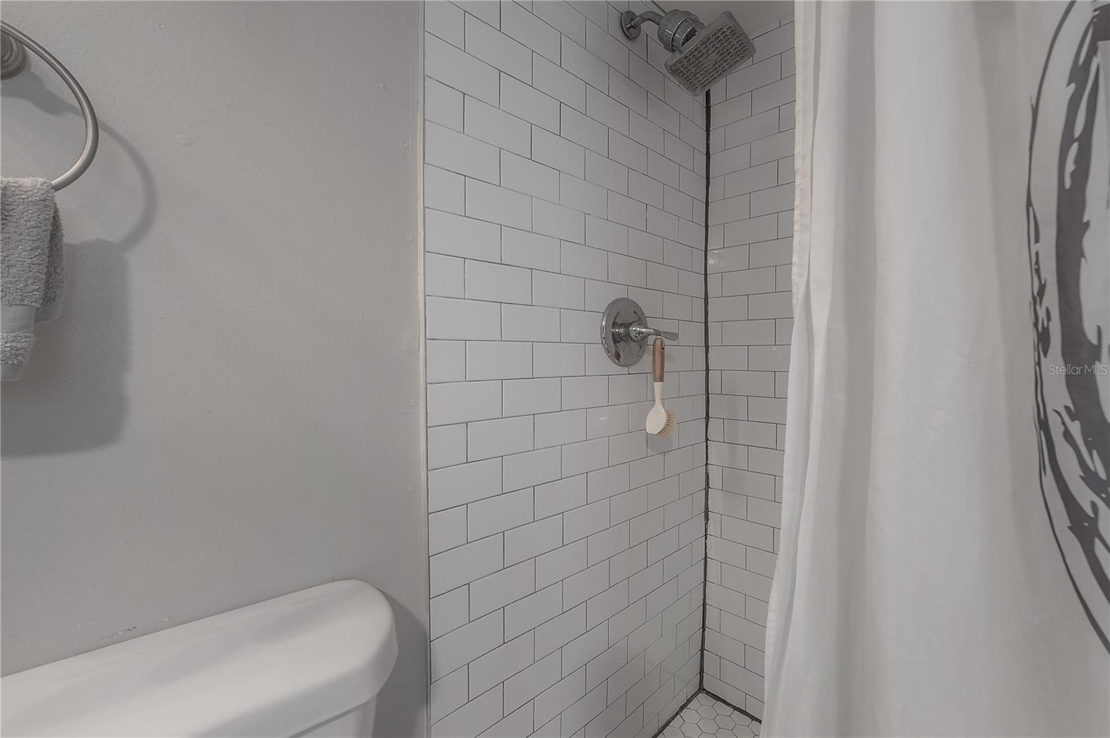912 Cornelius Ave Property Photo 29