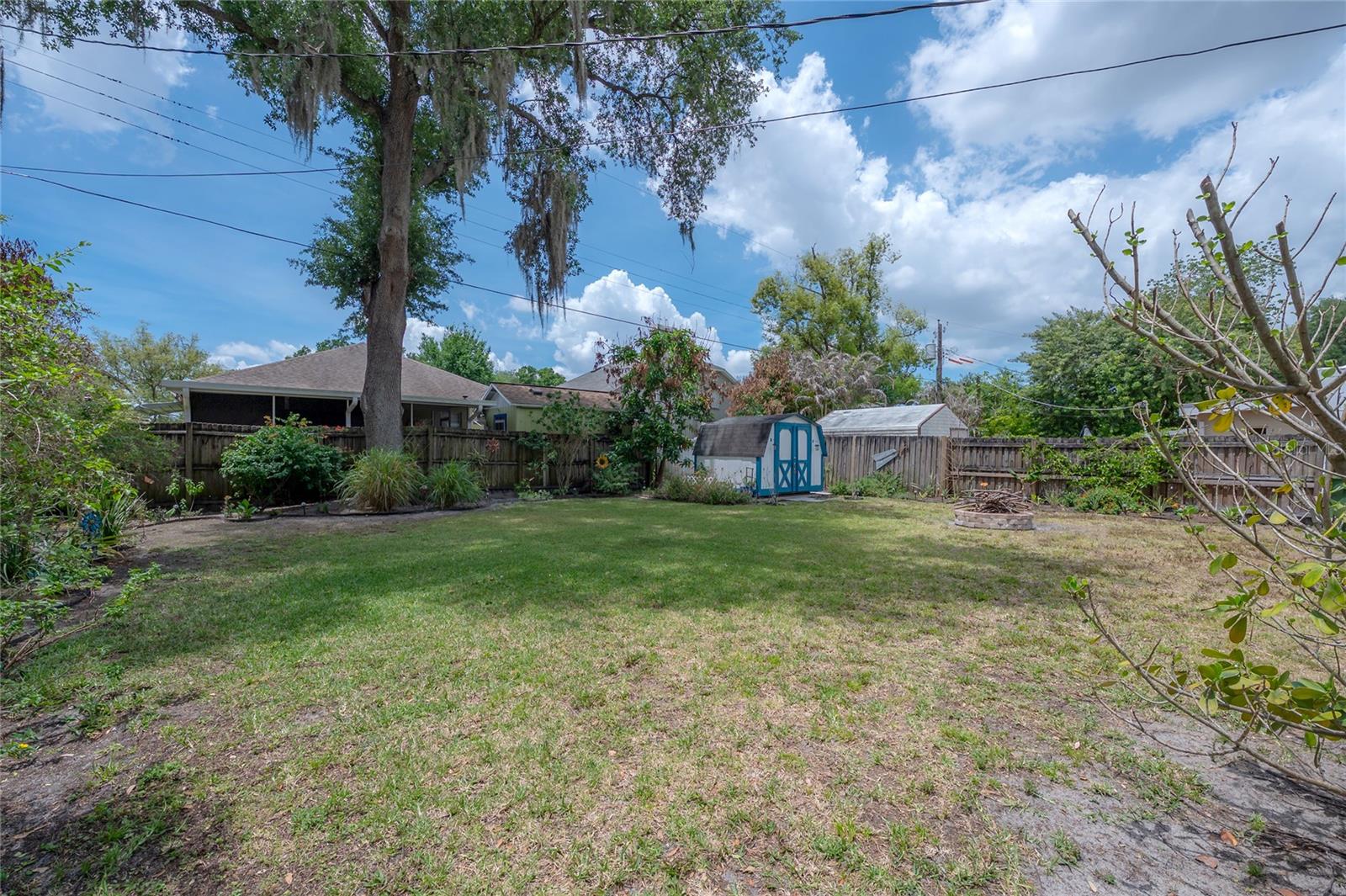 912 Cornelius Ave Property Photo 43