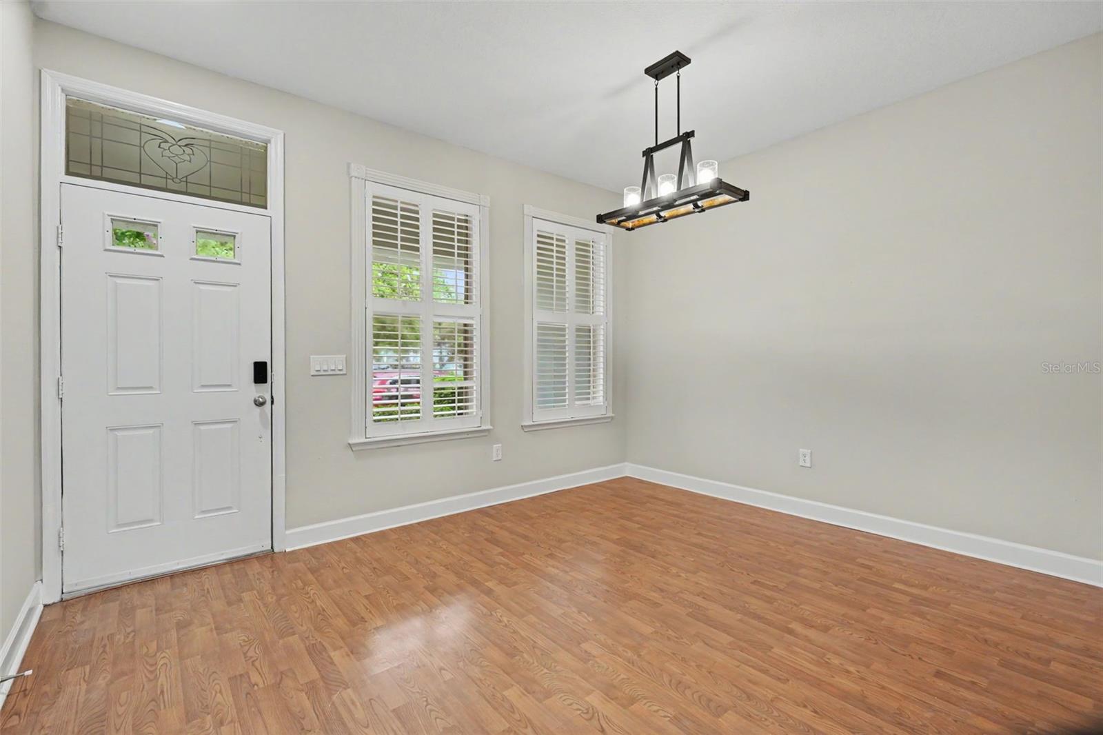10111 Hayfield Way Property Photo 9