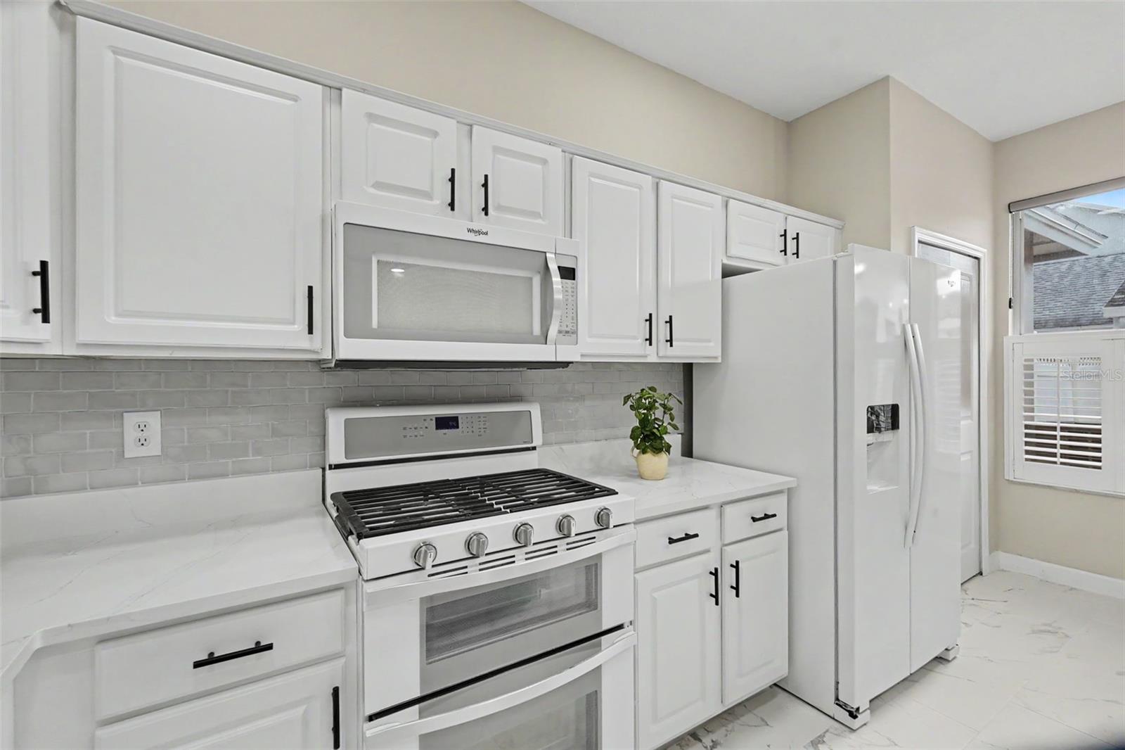10111 Hayfield Way Property Photo 21