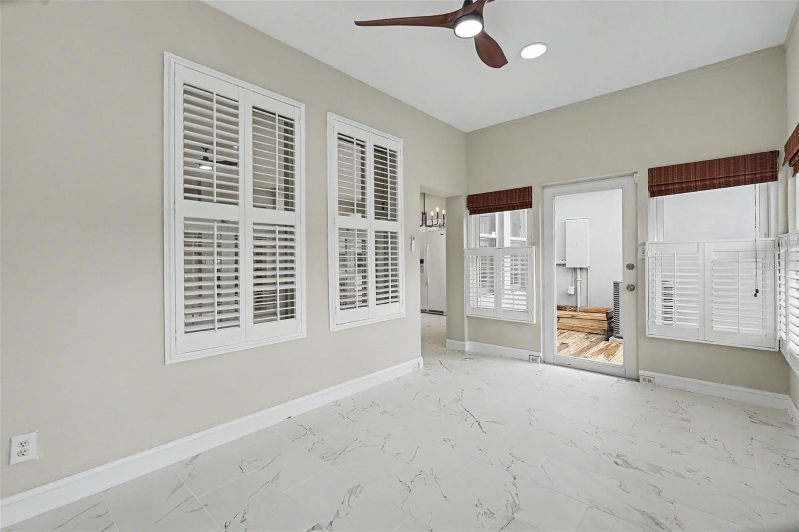 10111 Hayfield Way Property Photo 26