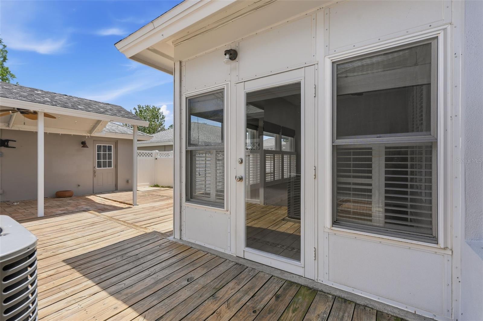 10111 Hayfield Way Property Photo 43