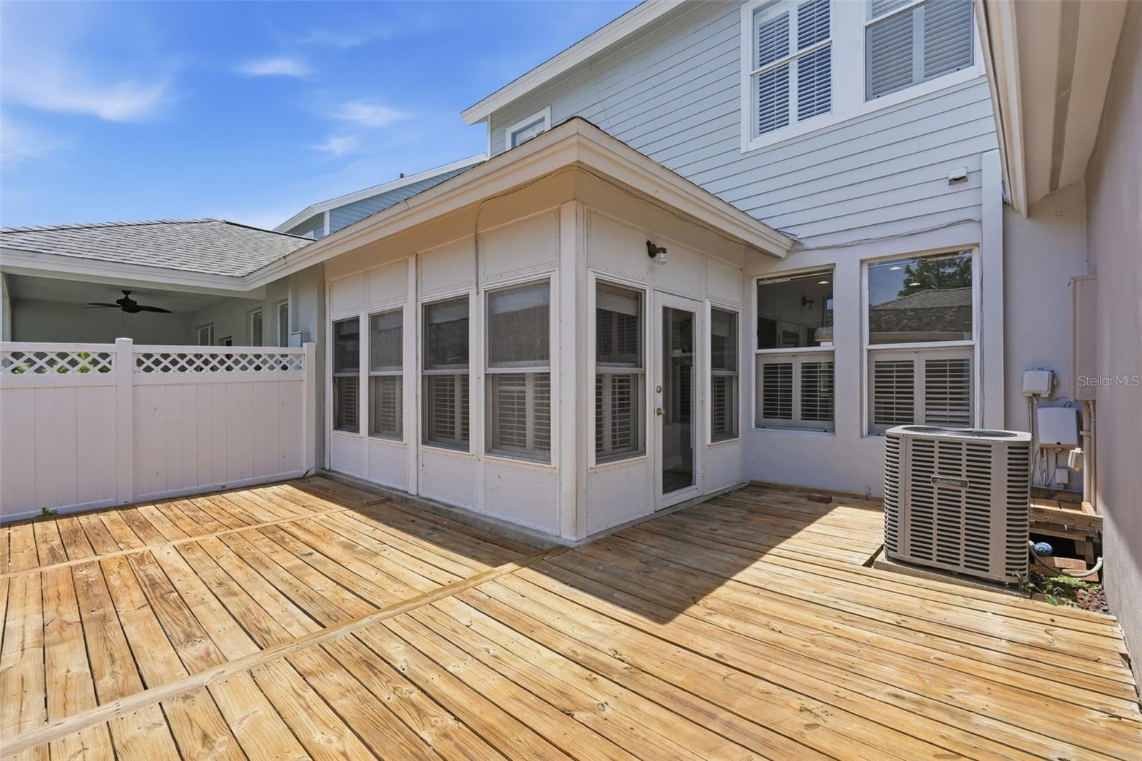 10111 Hayfield Way Property Photo 44