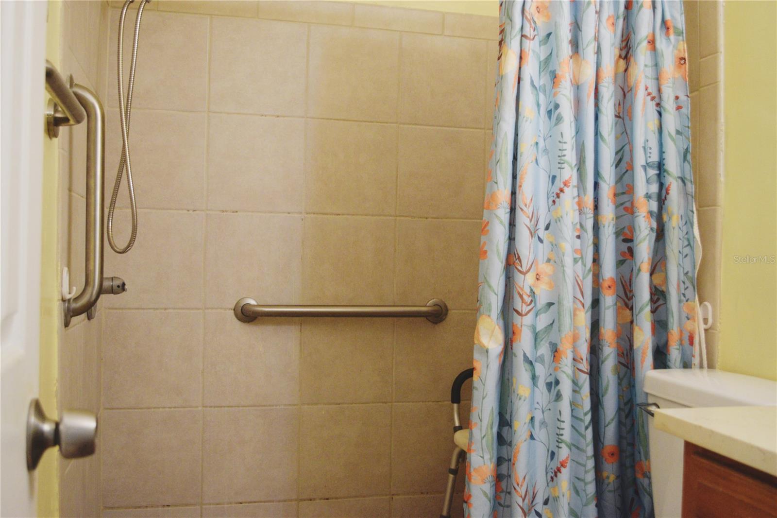 331 Sky Loch Dr W Property Photo 27