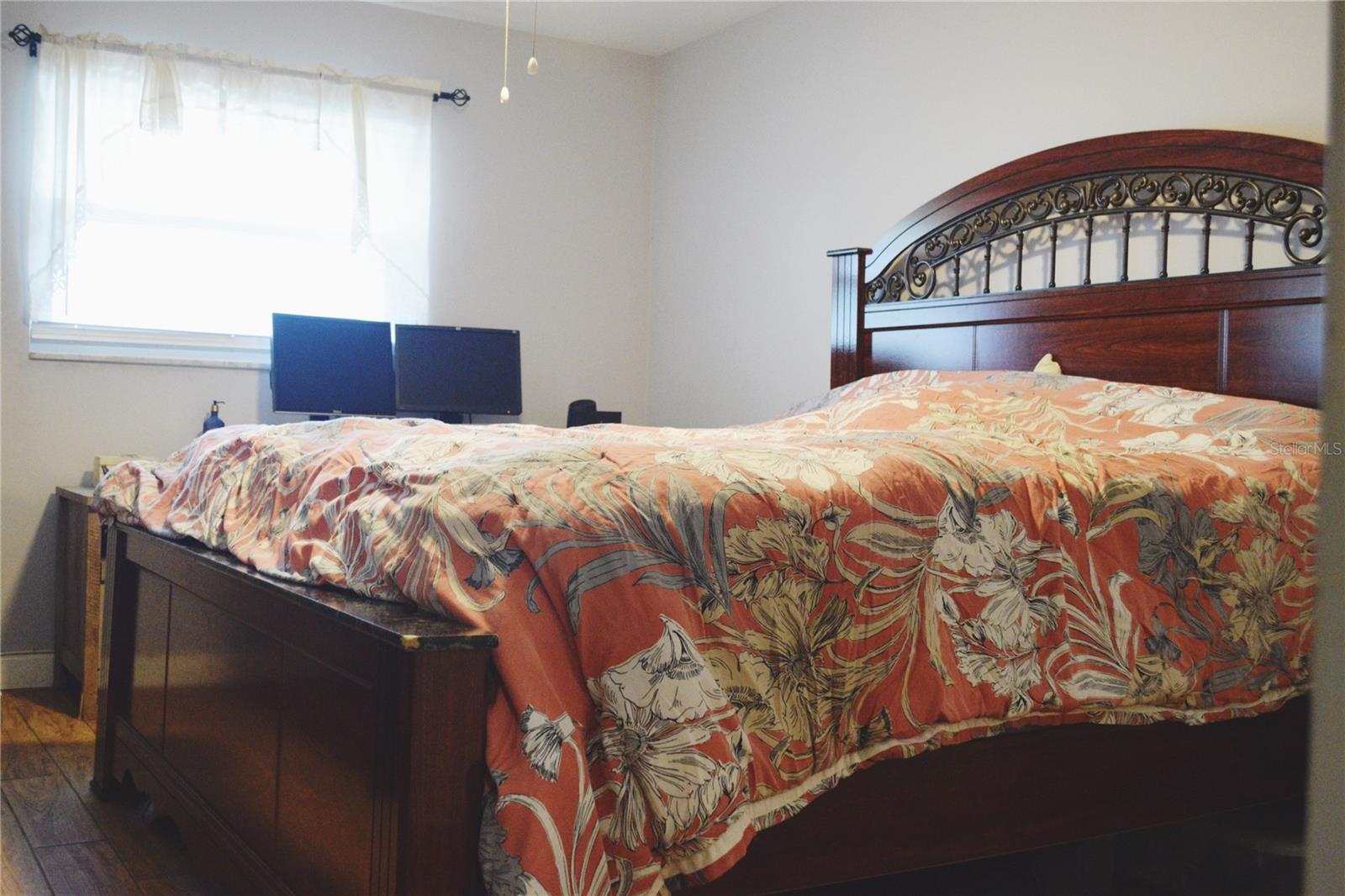 331 Sky Loch Dr W Property Photo 29