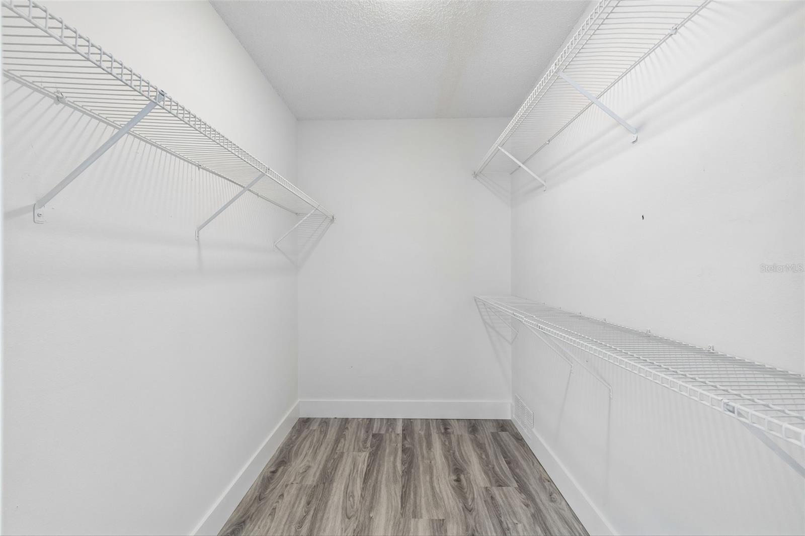 9015 Forest Oaks Blvd Property Photo 48