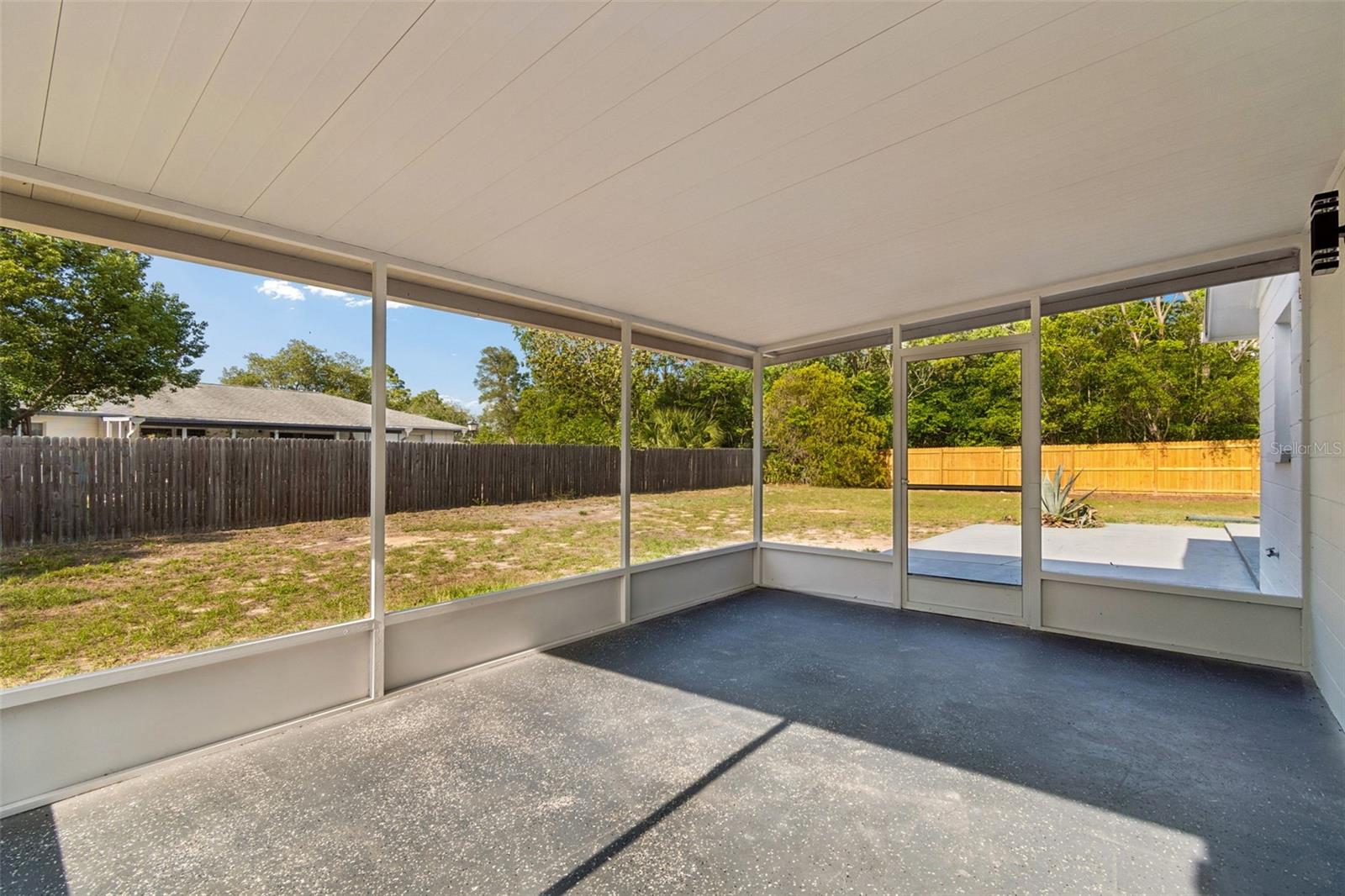 9015 Forest Oaks Blvd Property Photo 57