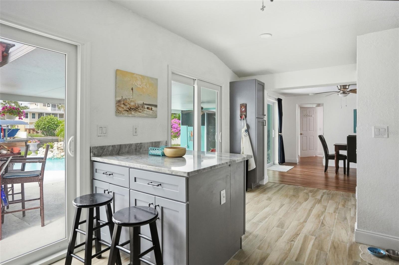 6907 Clark St Property Photo 19