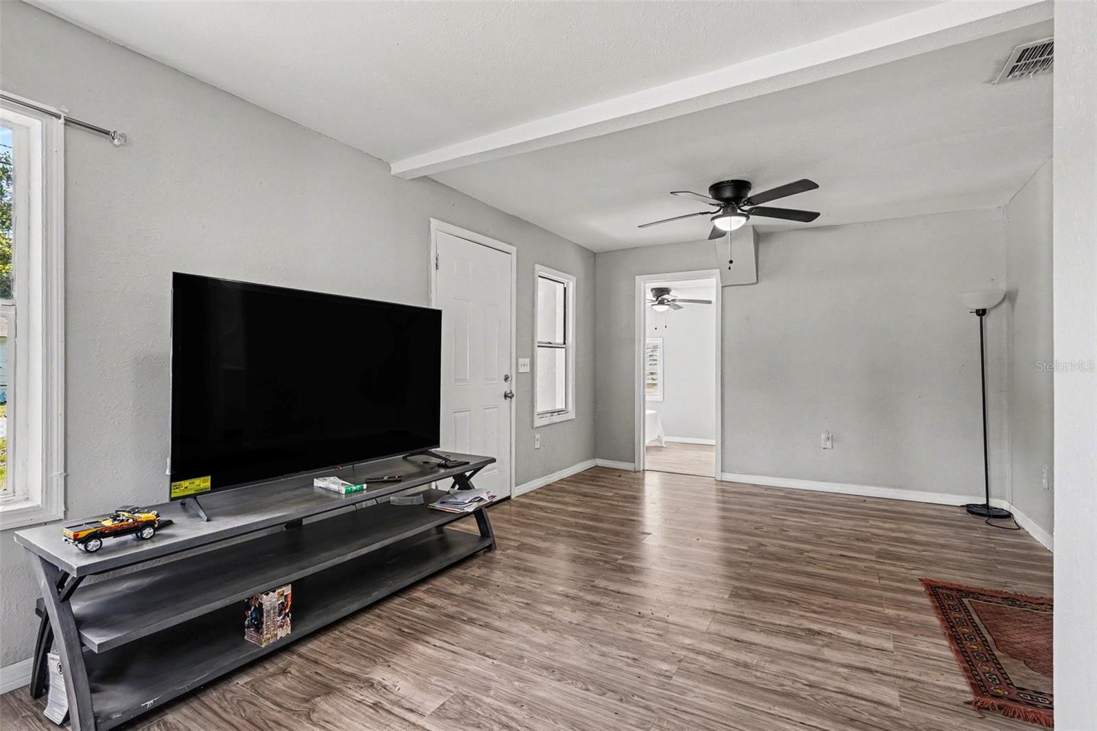 1303 37th St Nw Property Photo 7