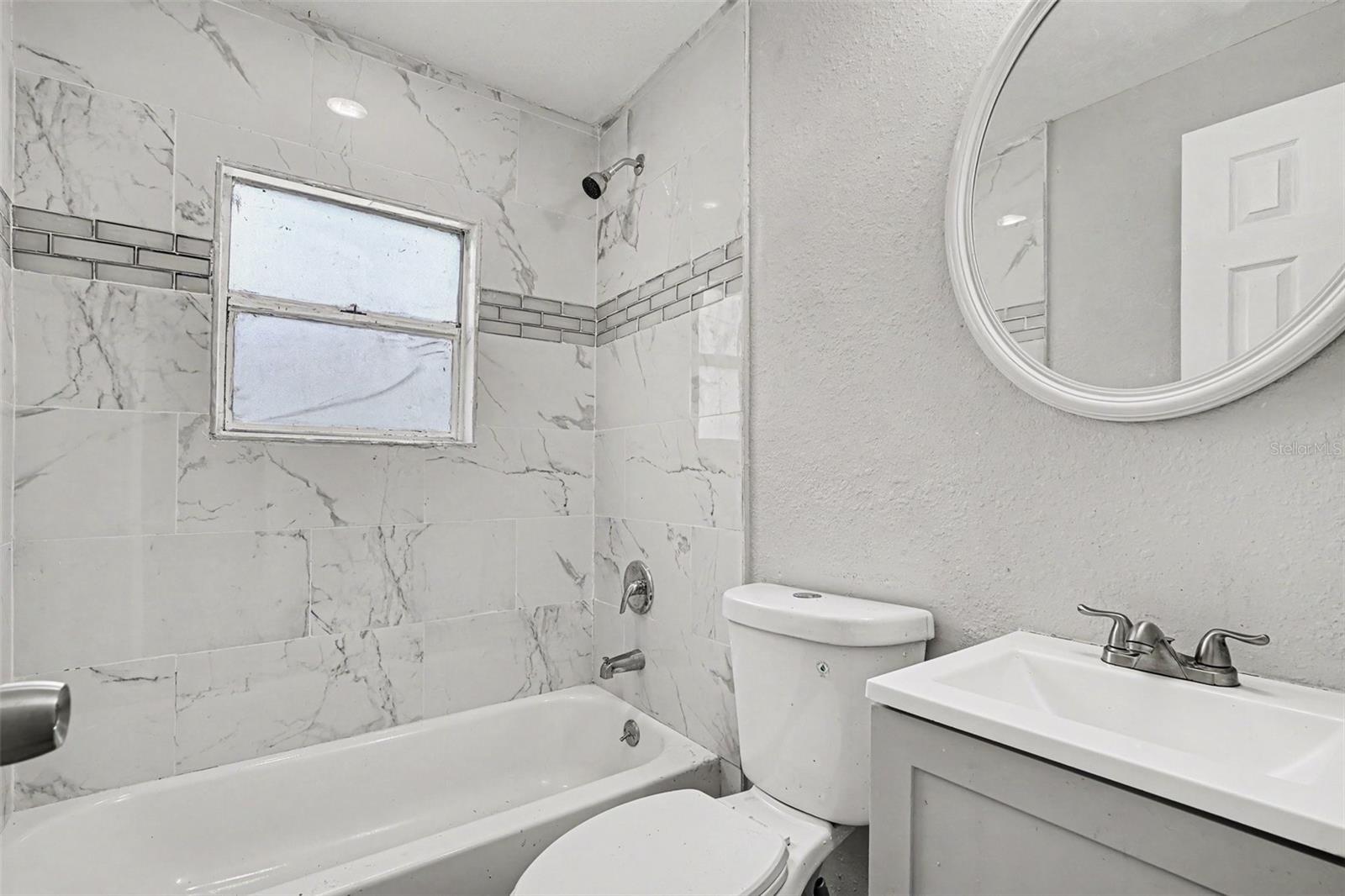 1303 37th St Nw Property Photo 27