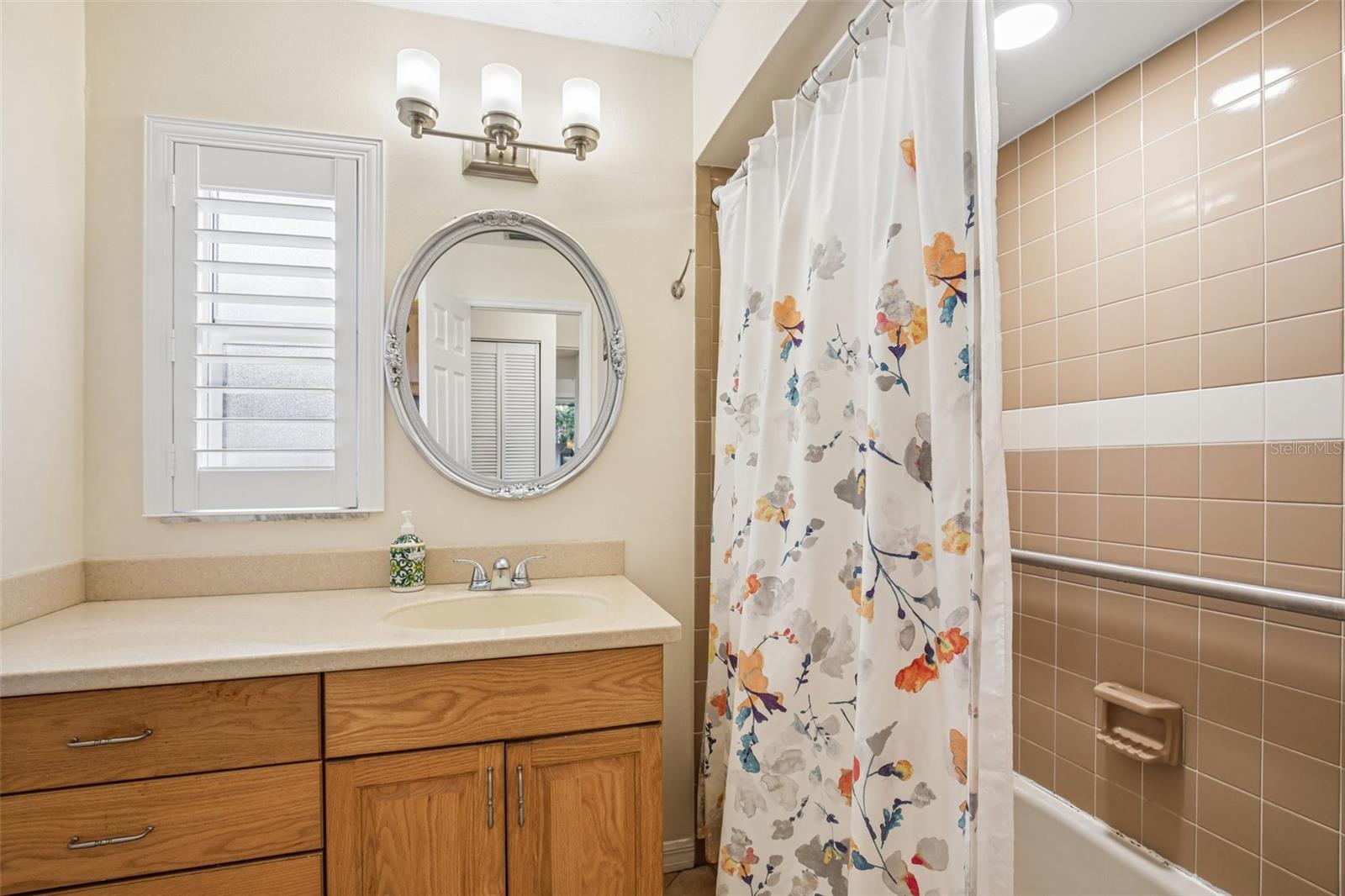 4541 Charing Cross Rd Property Photo 24