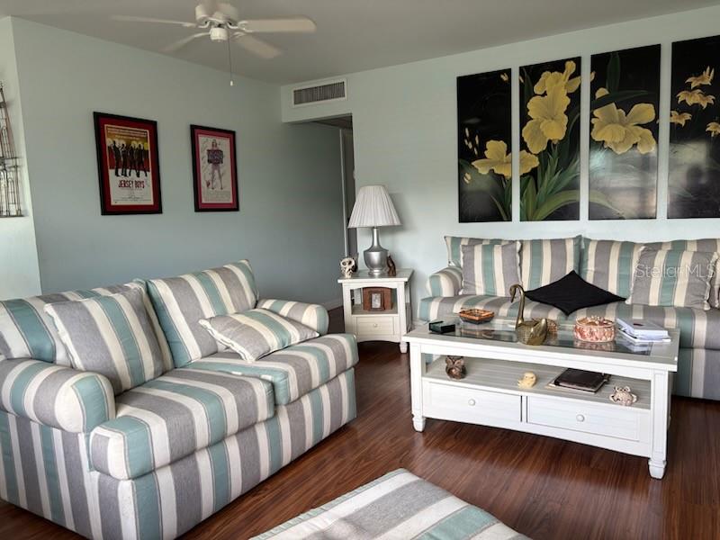 101 Cambridge Trl #200 Property Photo 6