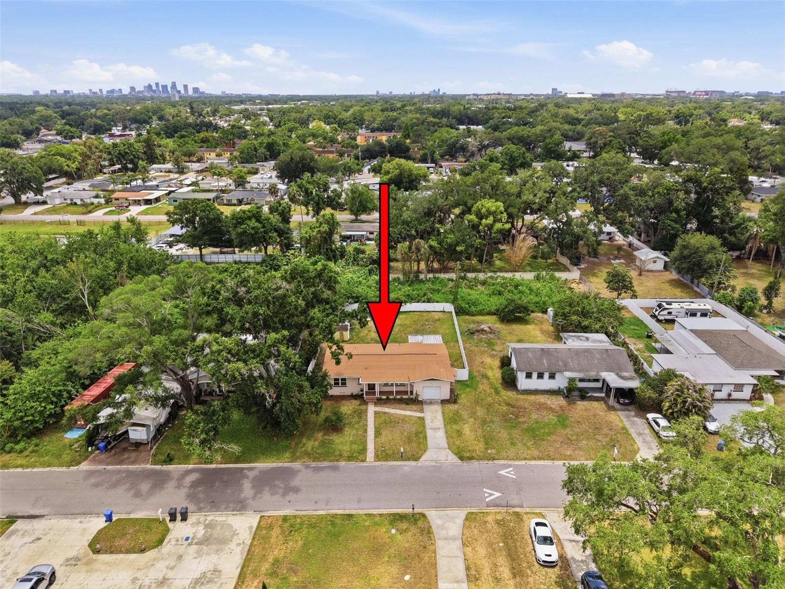 2518 W North St Property Photo 44