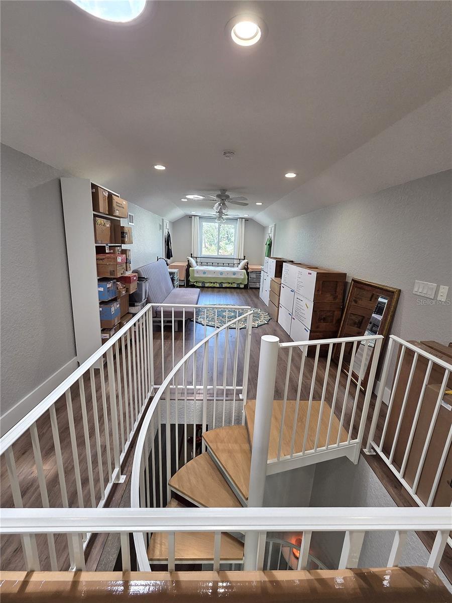4325 78th Ave N Property Photo 23
