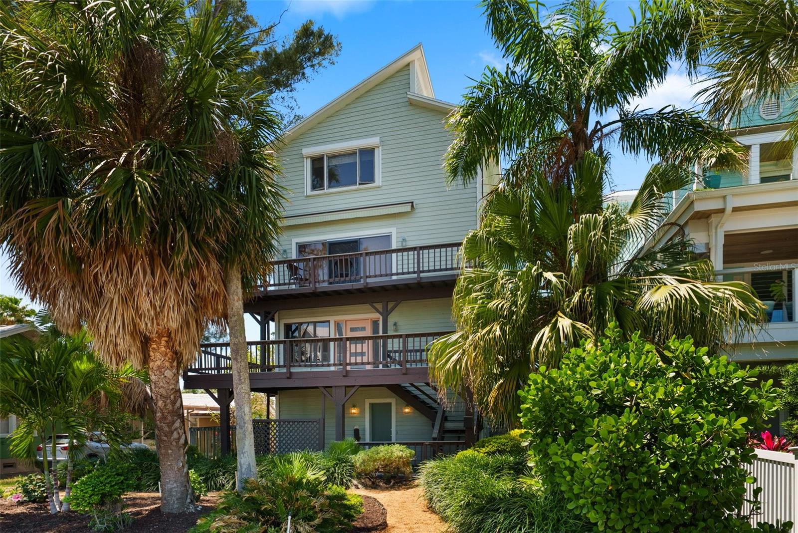 1304 Pass A Grille Way Property Photo 2