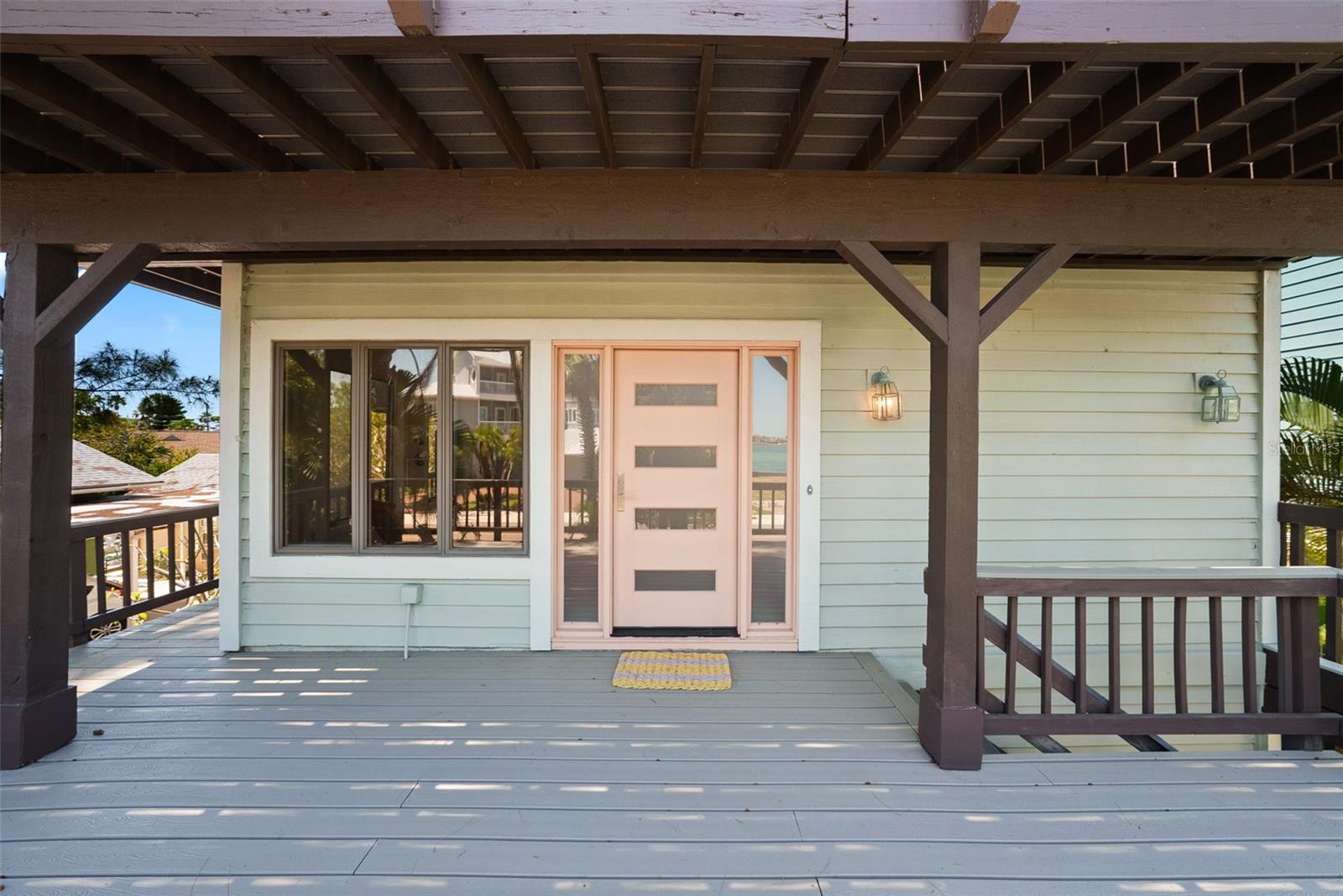 1304 Pass A Grille Way Property Photo 9