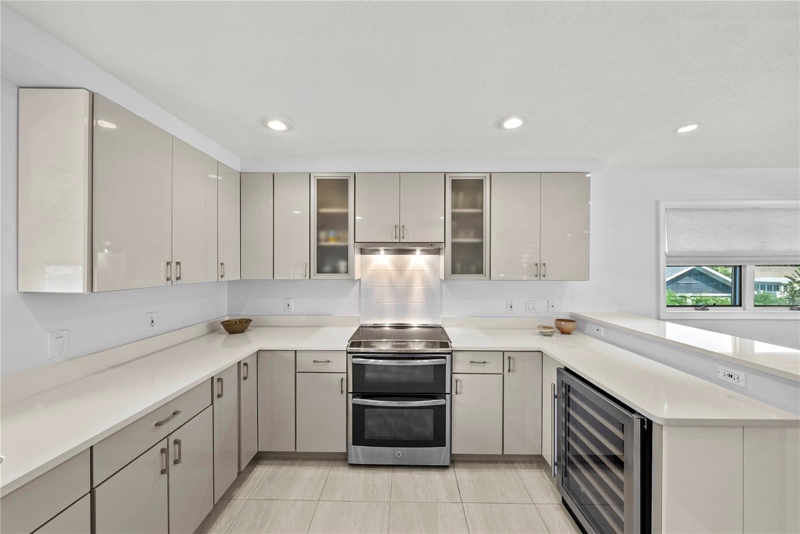 1304 Pass A Grille Way Property Photo 19