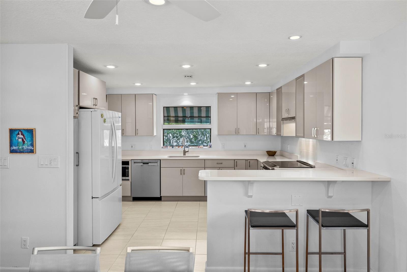 1304 Pass A Grille Way Property Photo 20