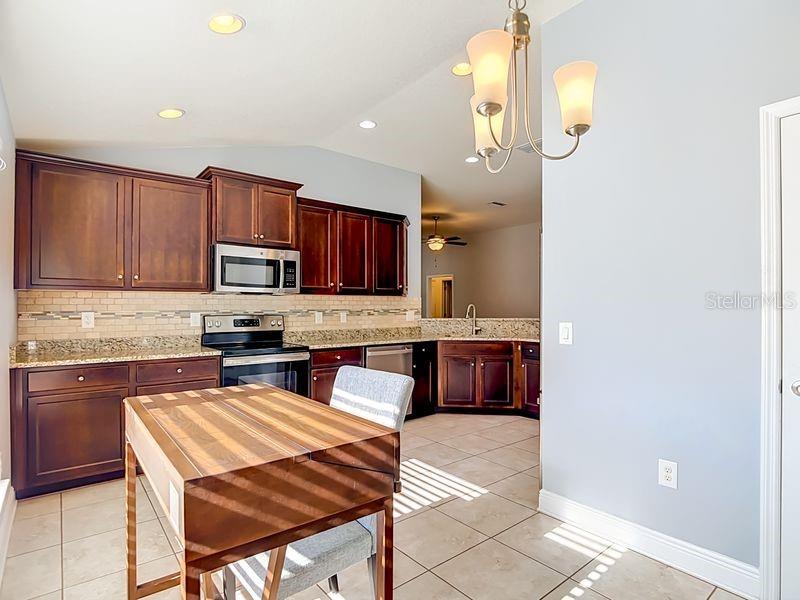 12244 Loopback Dr Property Photo 10