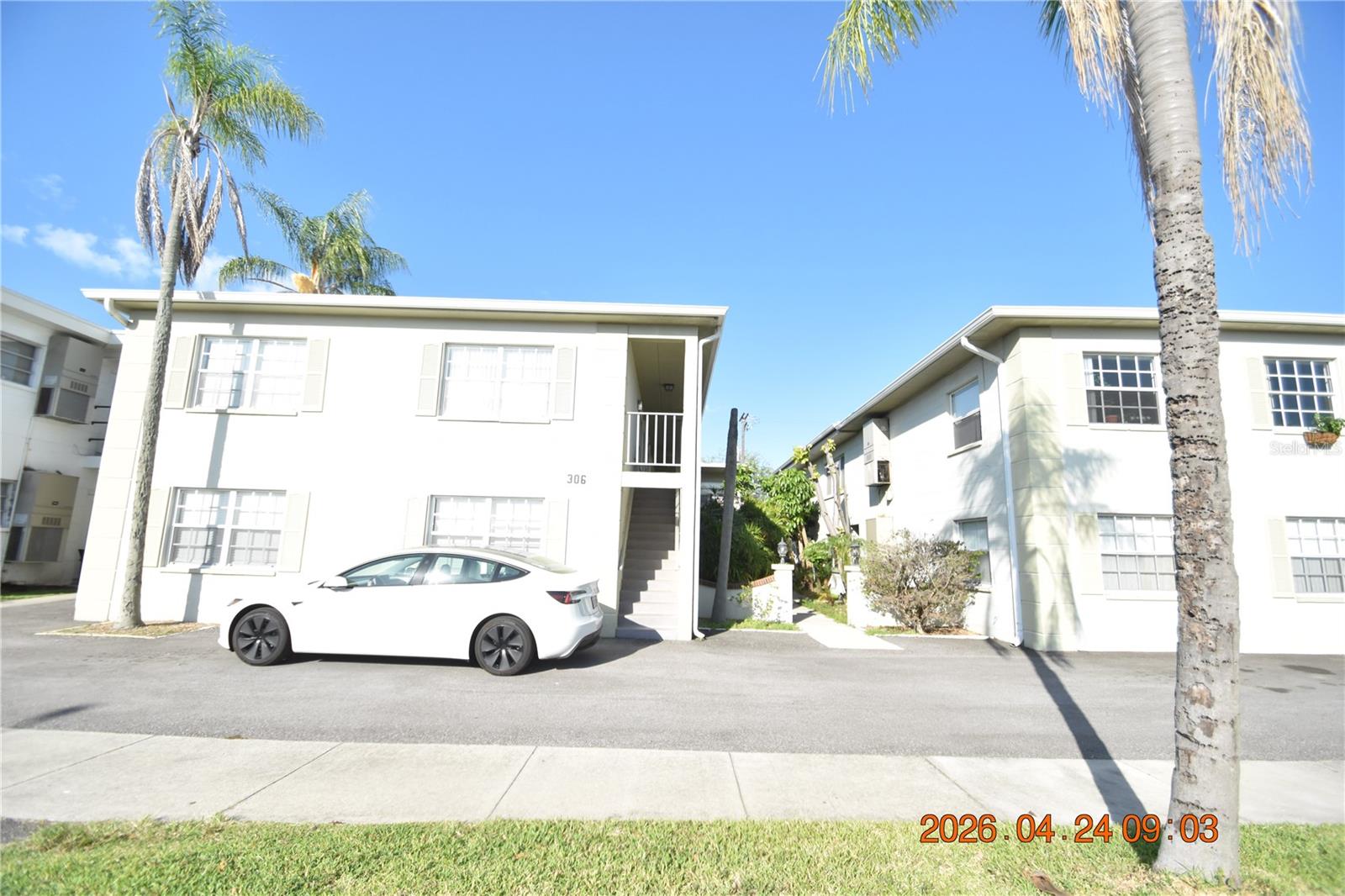 306 DANUBE AVE #2 Property Photo 1