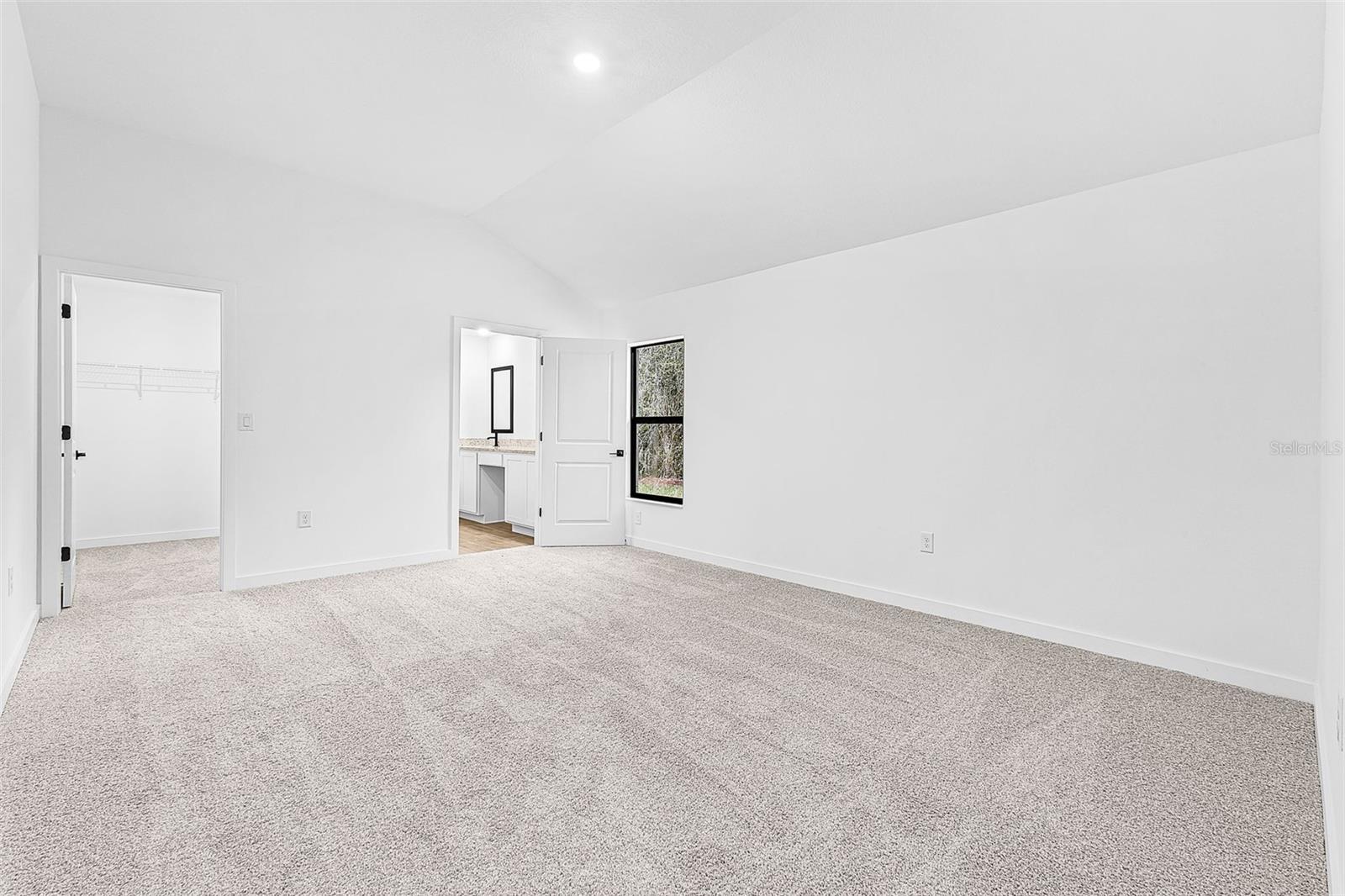 8014 Latour Ave Property Photo 13