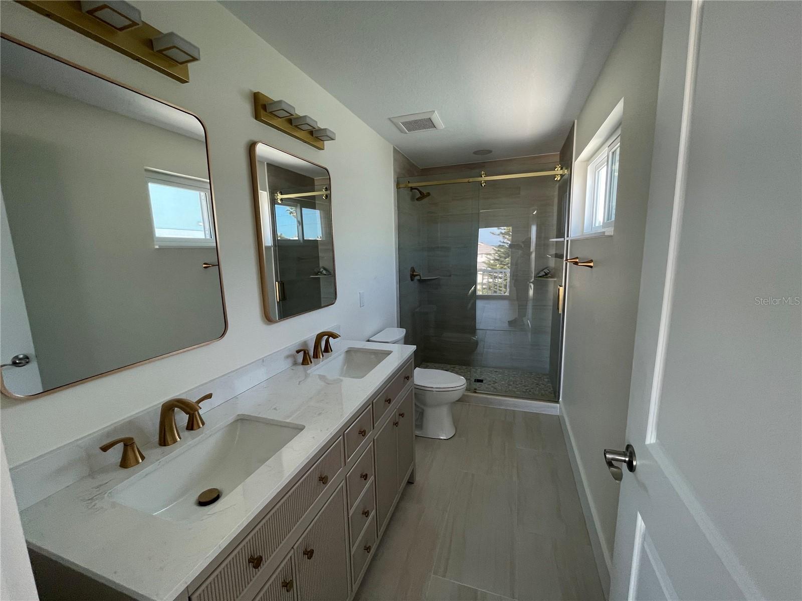 711 Gulf Blvd Property Photo 12