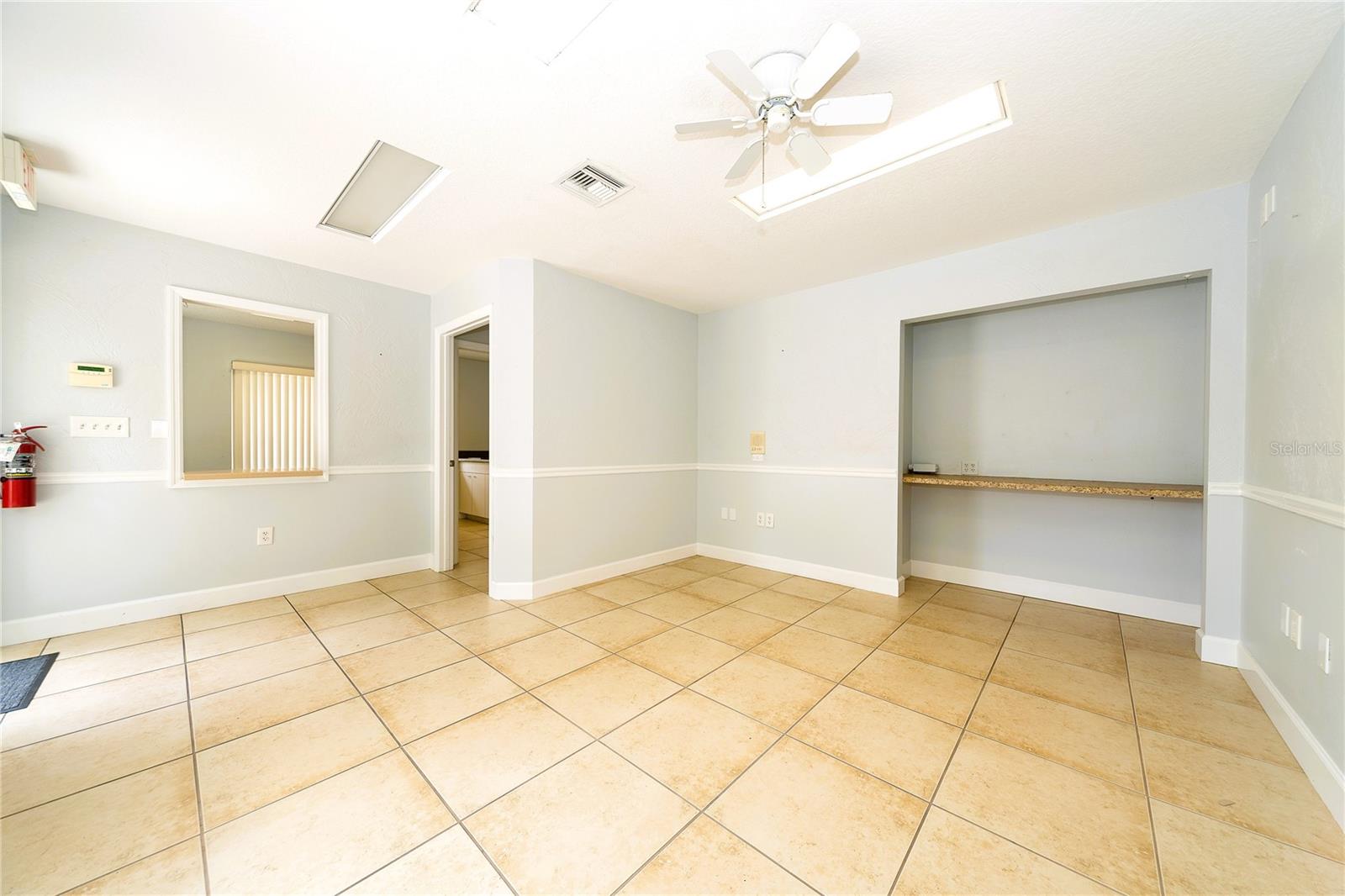 2001 Manatee Ave E #104 Property Photo 5