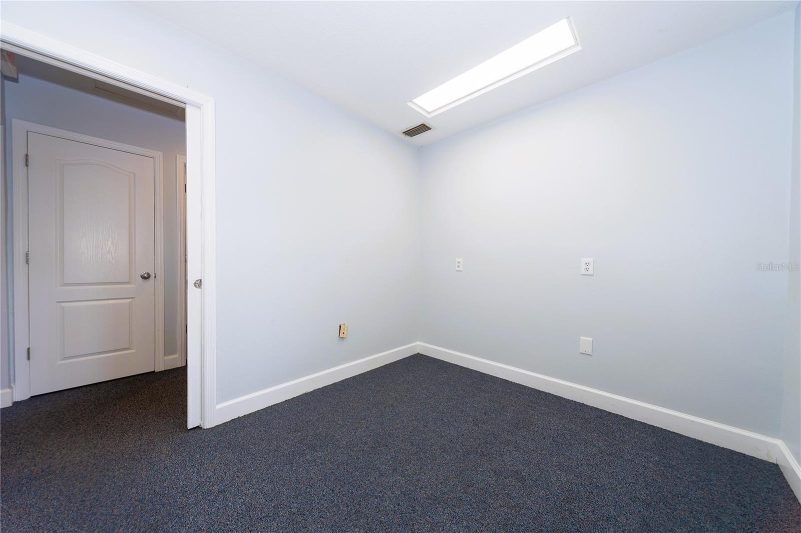 2001 Manatee Ave E #104 Property Photo 23