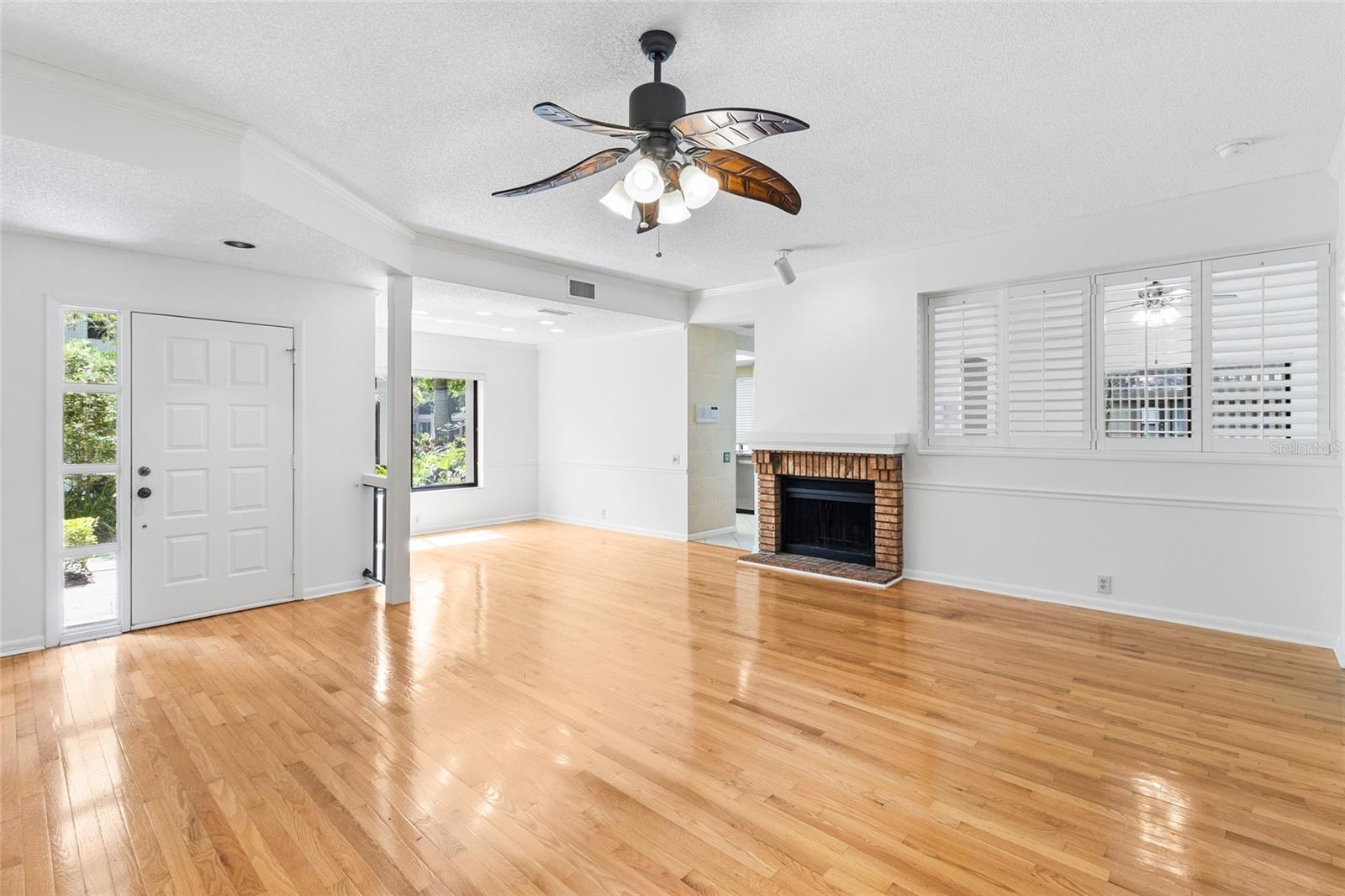 3016 Landmark Blvd #401 Property Photo 5