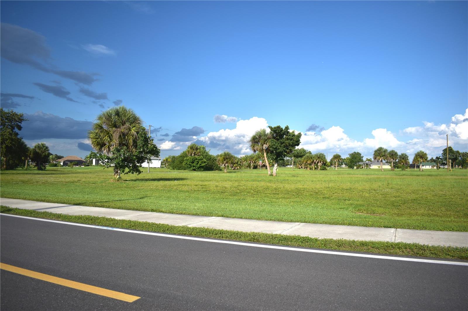16298 Cape Horn Blvd Property Photo 4