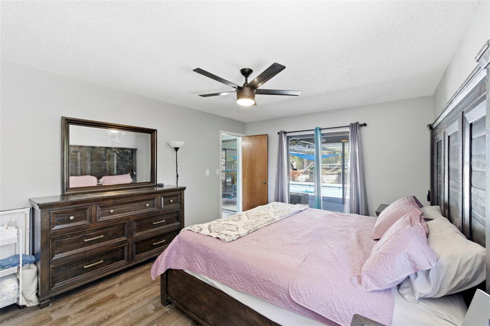 7377 Skylark Dr Property Photo 18