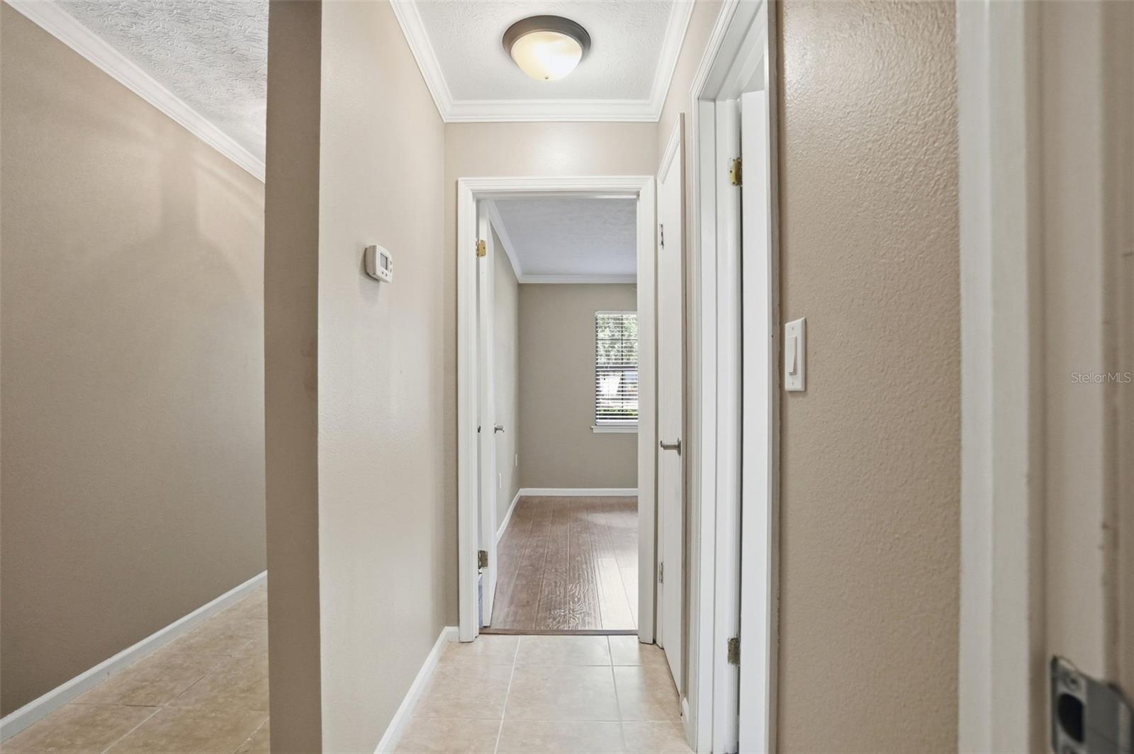 913 Candlebrook Ln Property Photo 17