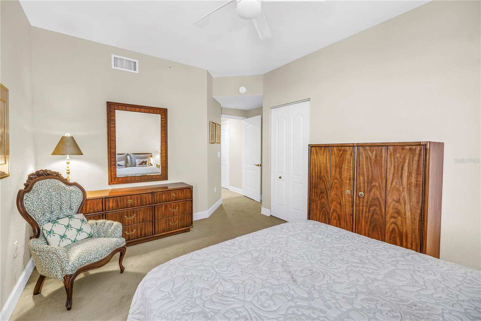 100 Beach Dr Ne #702 Property Photo 25