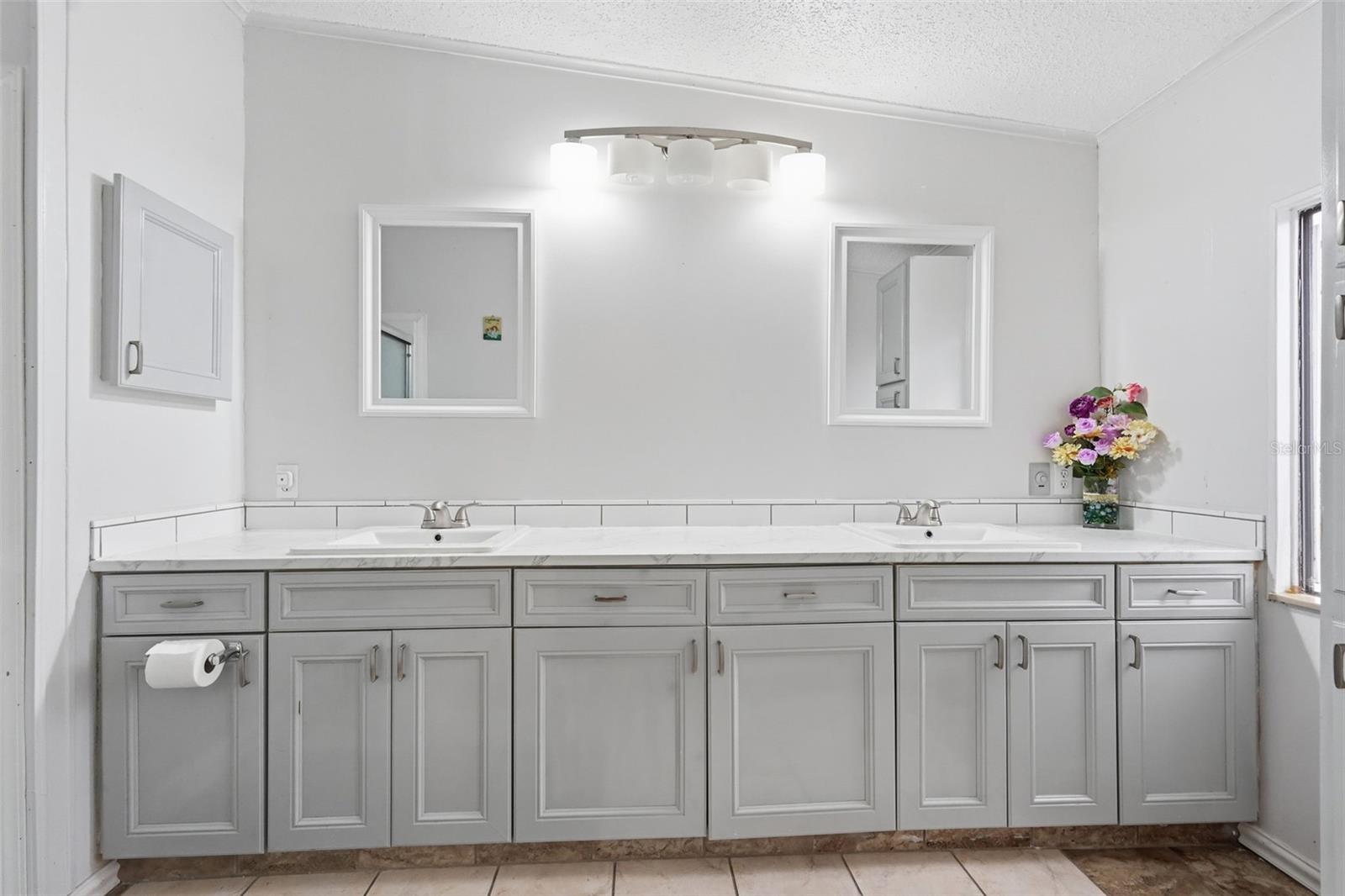 5027 Forest Crest Dr Property Photo 17