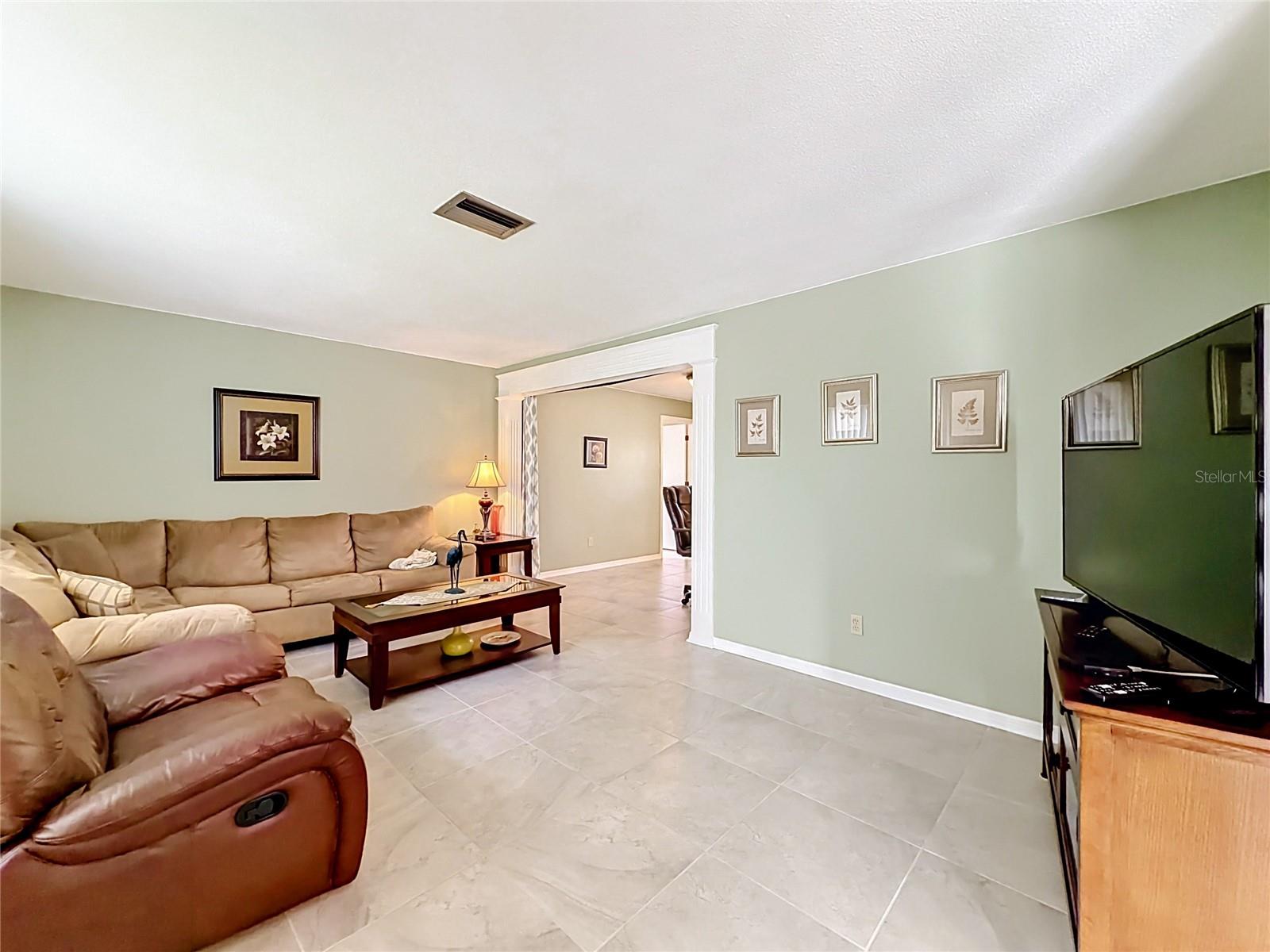 14482 110th Ter Property Photo 9