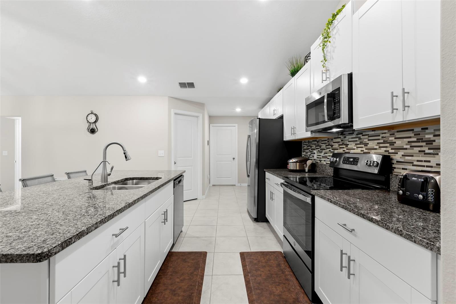 13511 Willow Bluestar Loop Property Photo 9