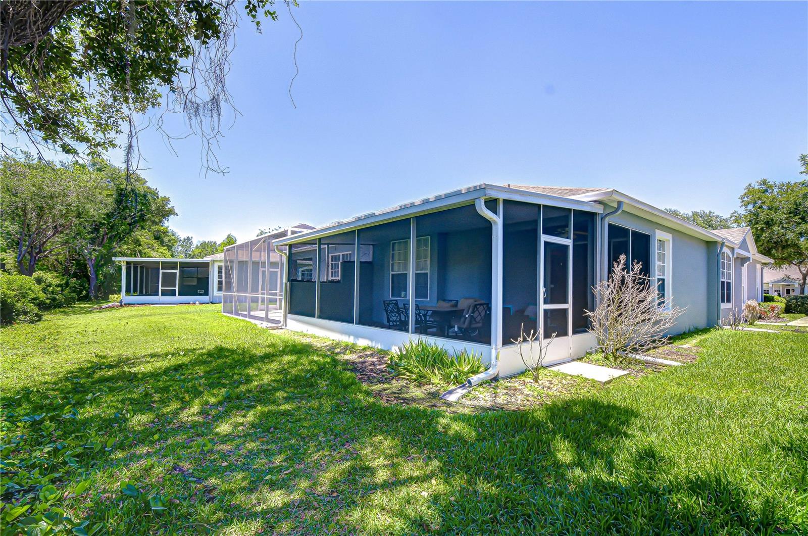 6073 Sandhill Ridge Dr Property Photo 3