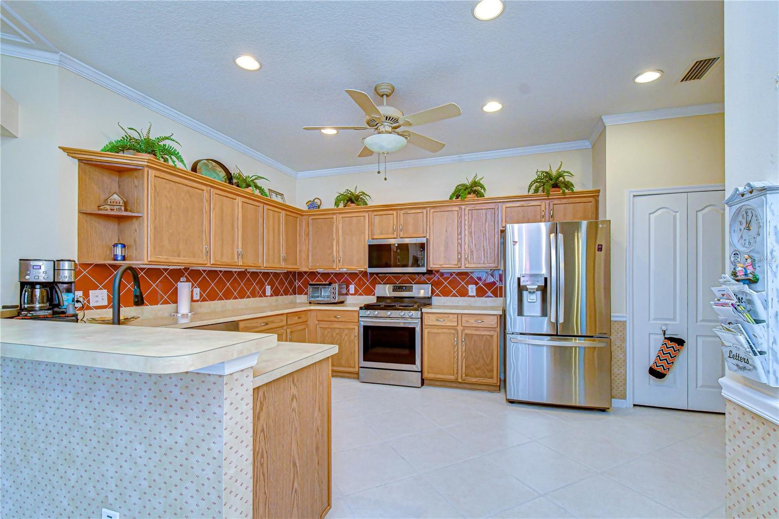 6073 Sandhill Ridge Dr Property Photo 9