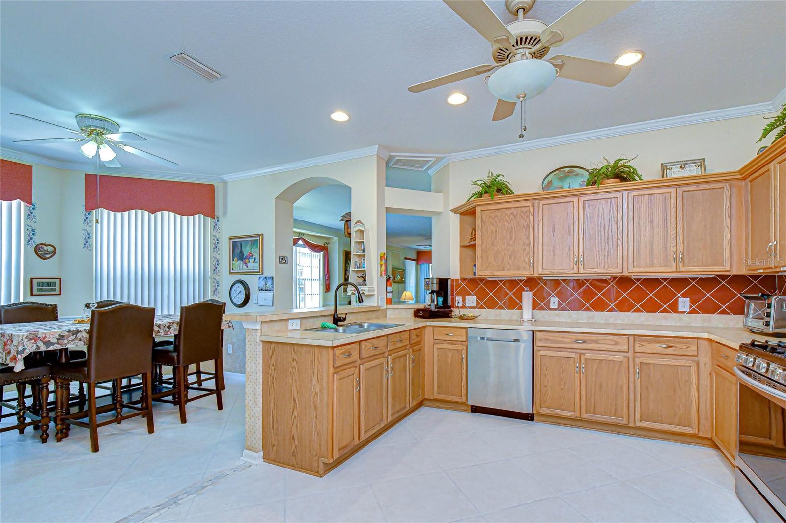 6073 Sandhill Ridge Dr Property Photo 11