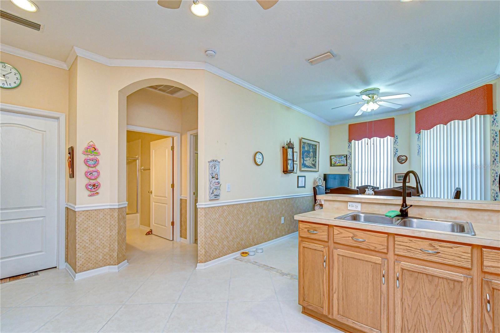 6073 Sandhill Ridge Dr Property Photo 12