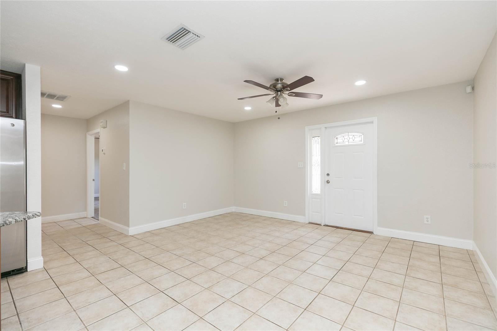 13410 Lee St Property Photo 7